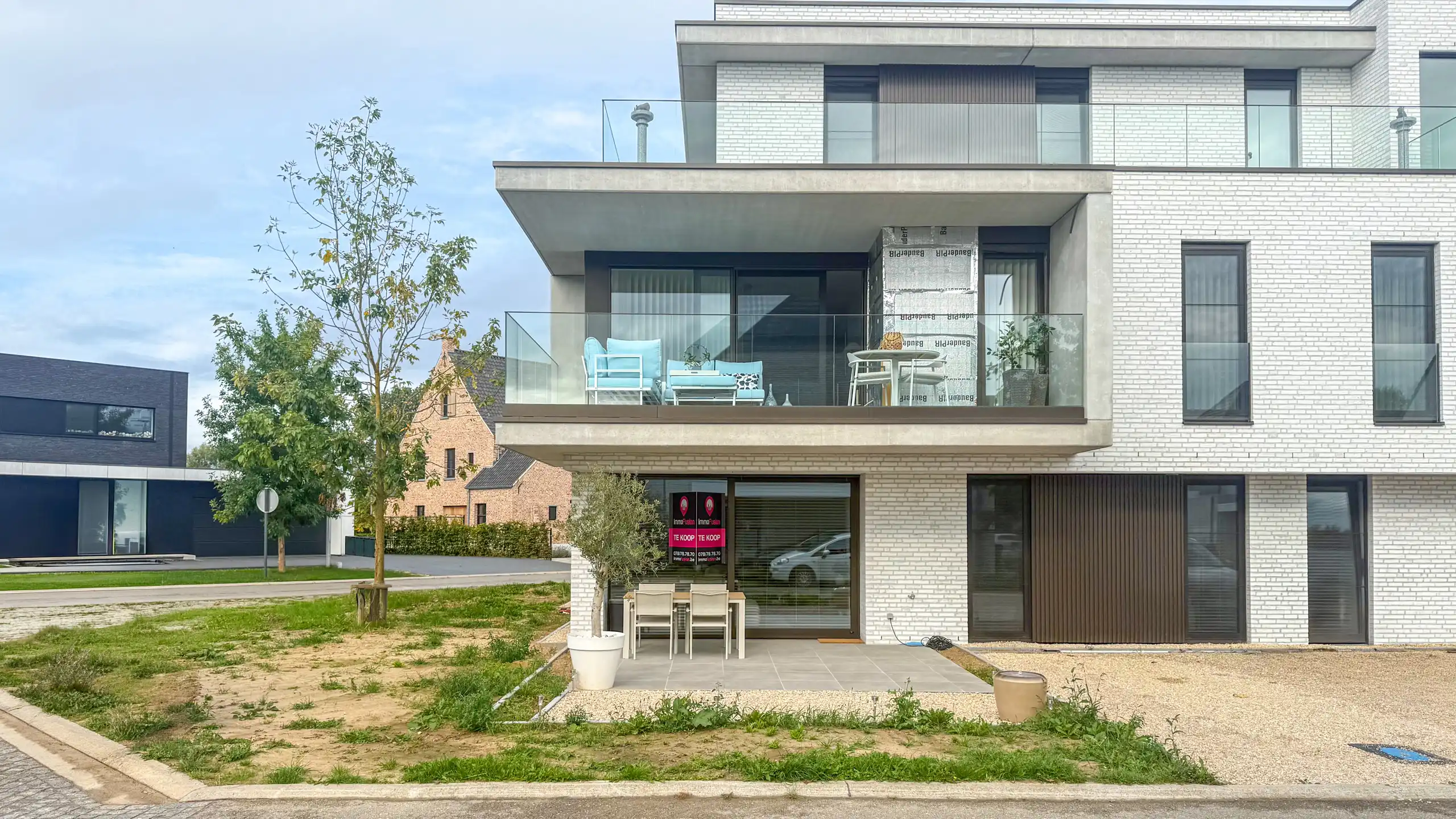 Luxueus nieuwbouwappartement met 3 slpks, parking+berging! foto 39