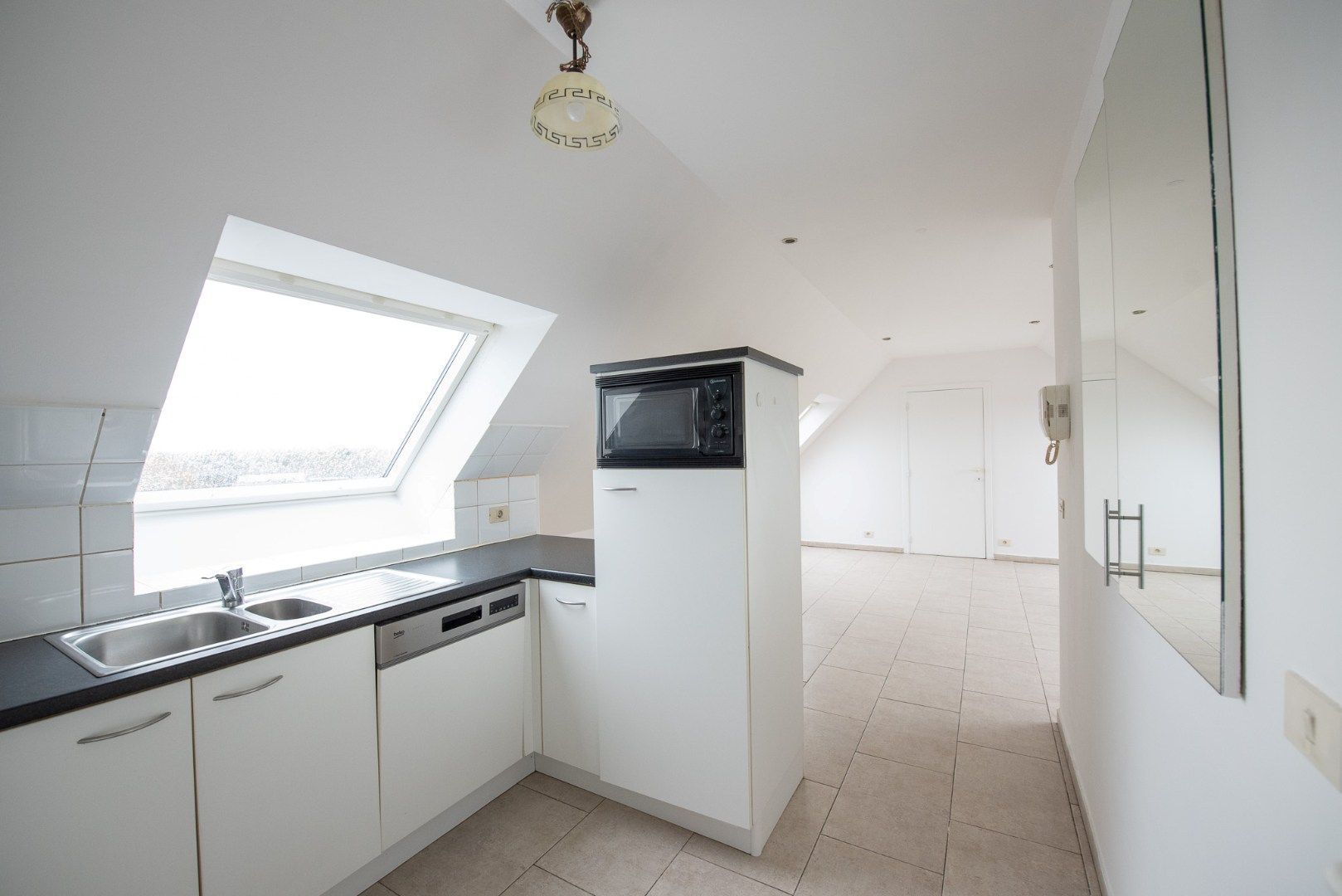 Lichtrijke studio te Zulte! foto 3