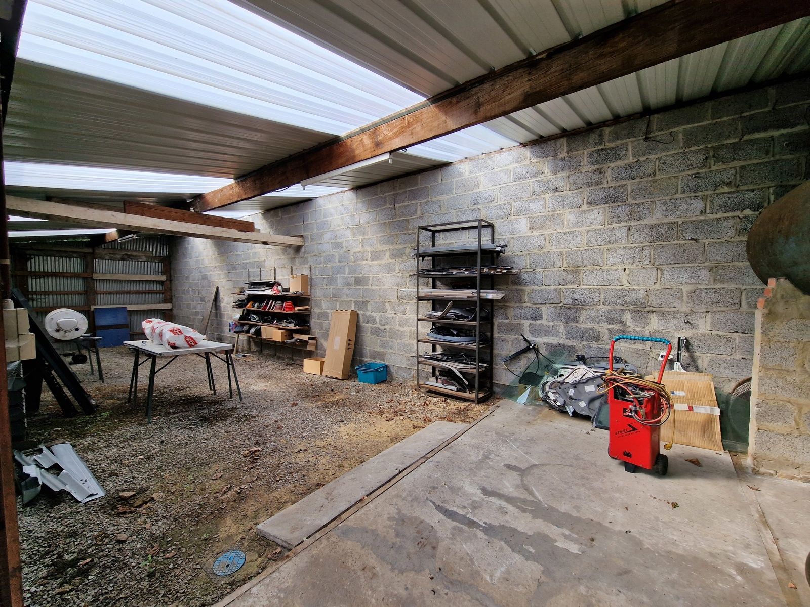 Polyvalente garage 600m² met appartement te Ransberg (Linter) foto 20