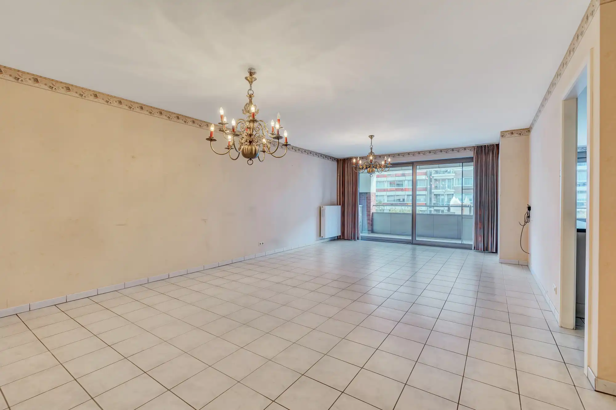 Ruim appartement met ruime garage en twee terrassen foto 2