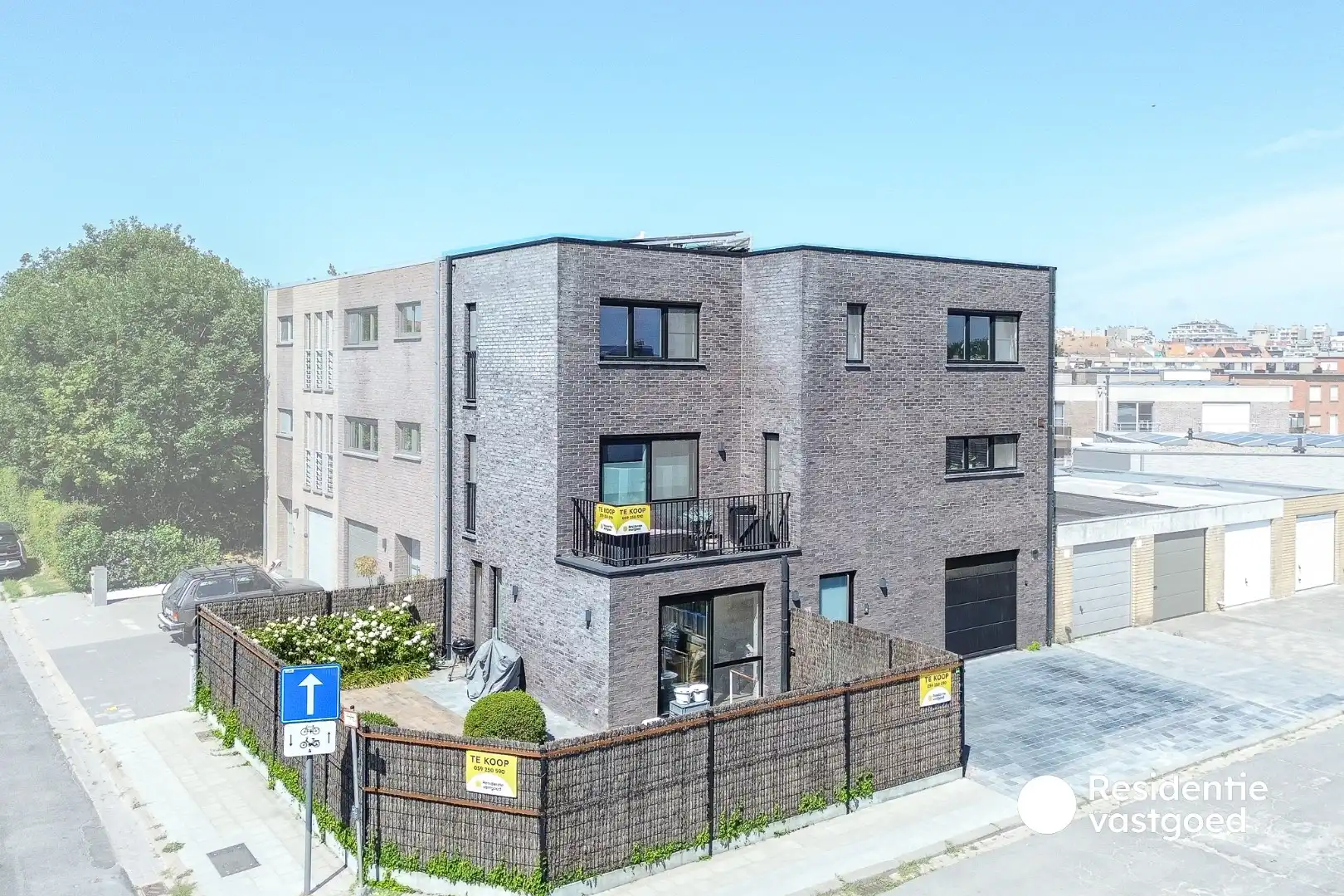 Ruime instapklare woning op topligging foto 2