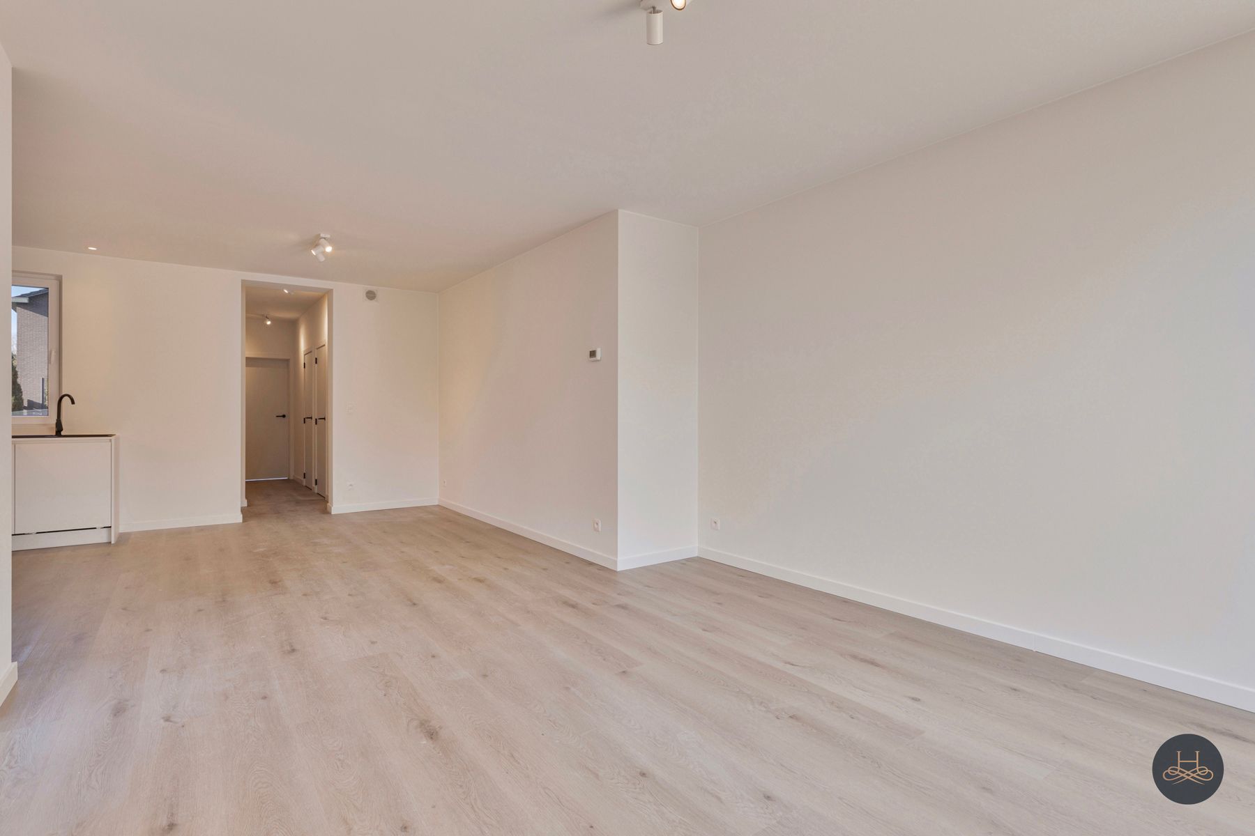 Instapklare woning met 3 ruime slaapkamers en 2 badkamers foto 7