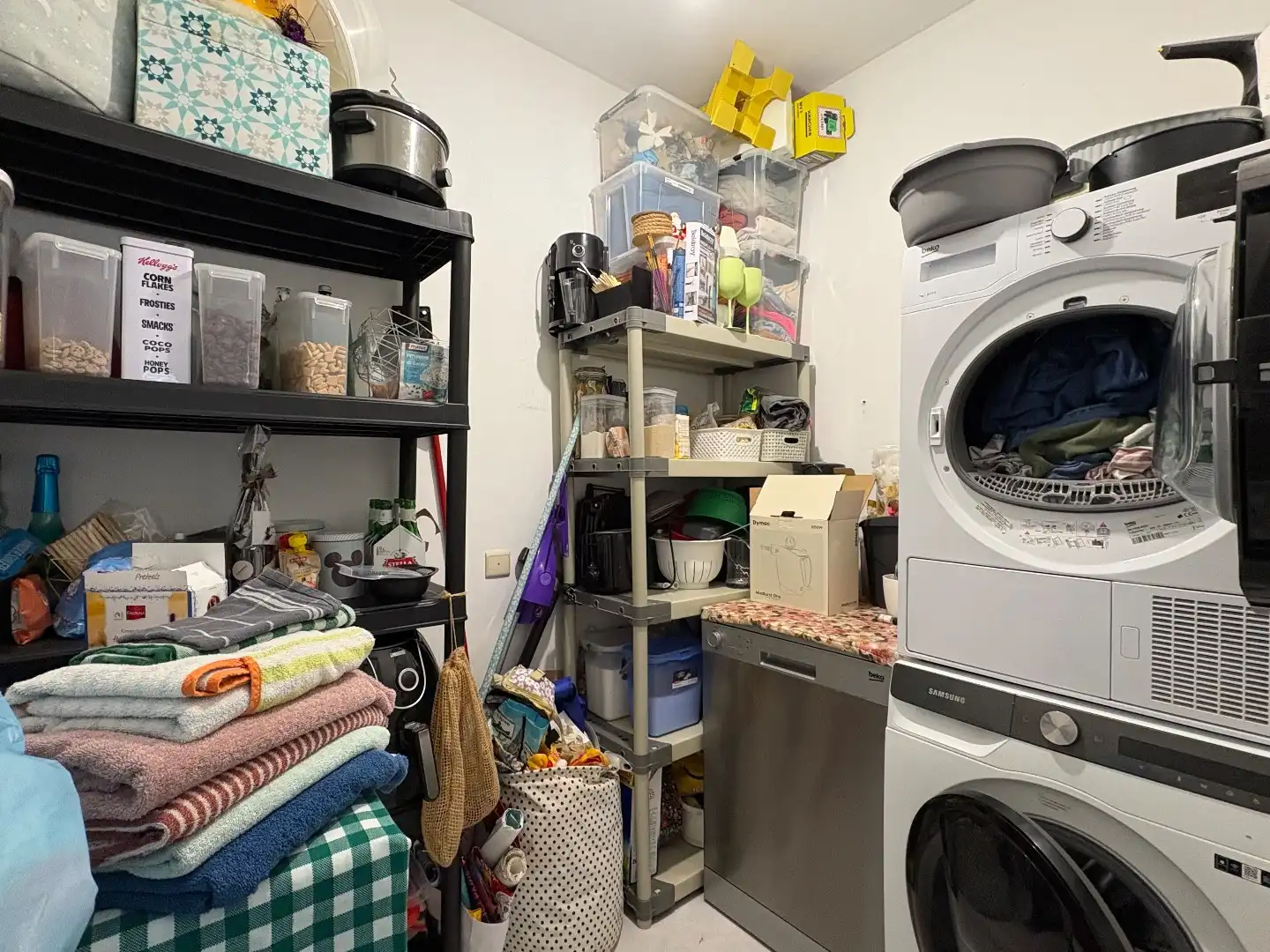 Ruim drie slaapkamer appartement met garagebox. foto 10