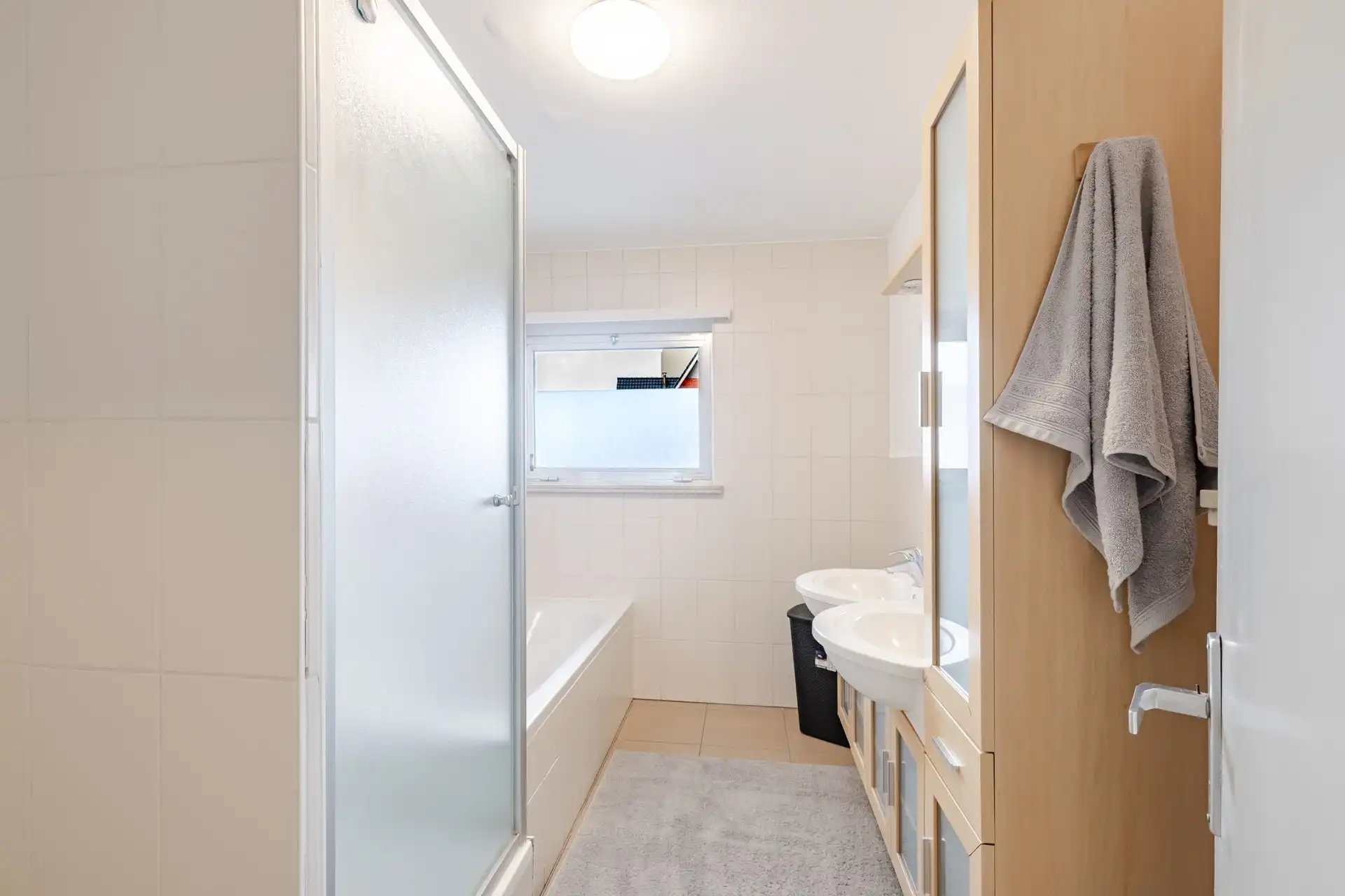 Opbrengsteigendom met 5 appartementen en 5 garages op toplocatie te Wetteren! foto 8