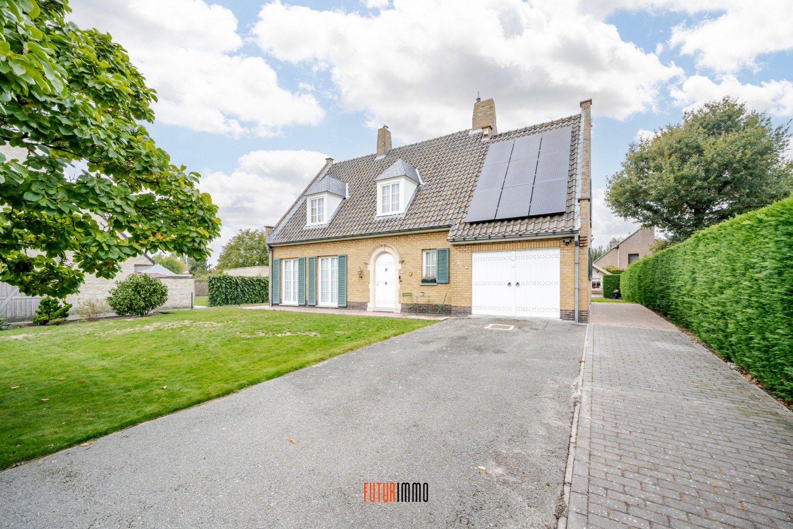 Instapklare vrijstaande woning foto 1