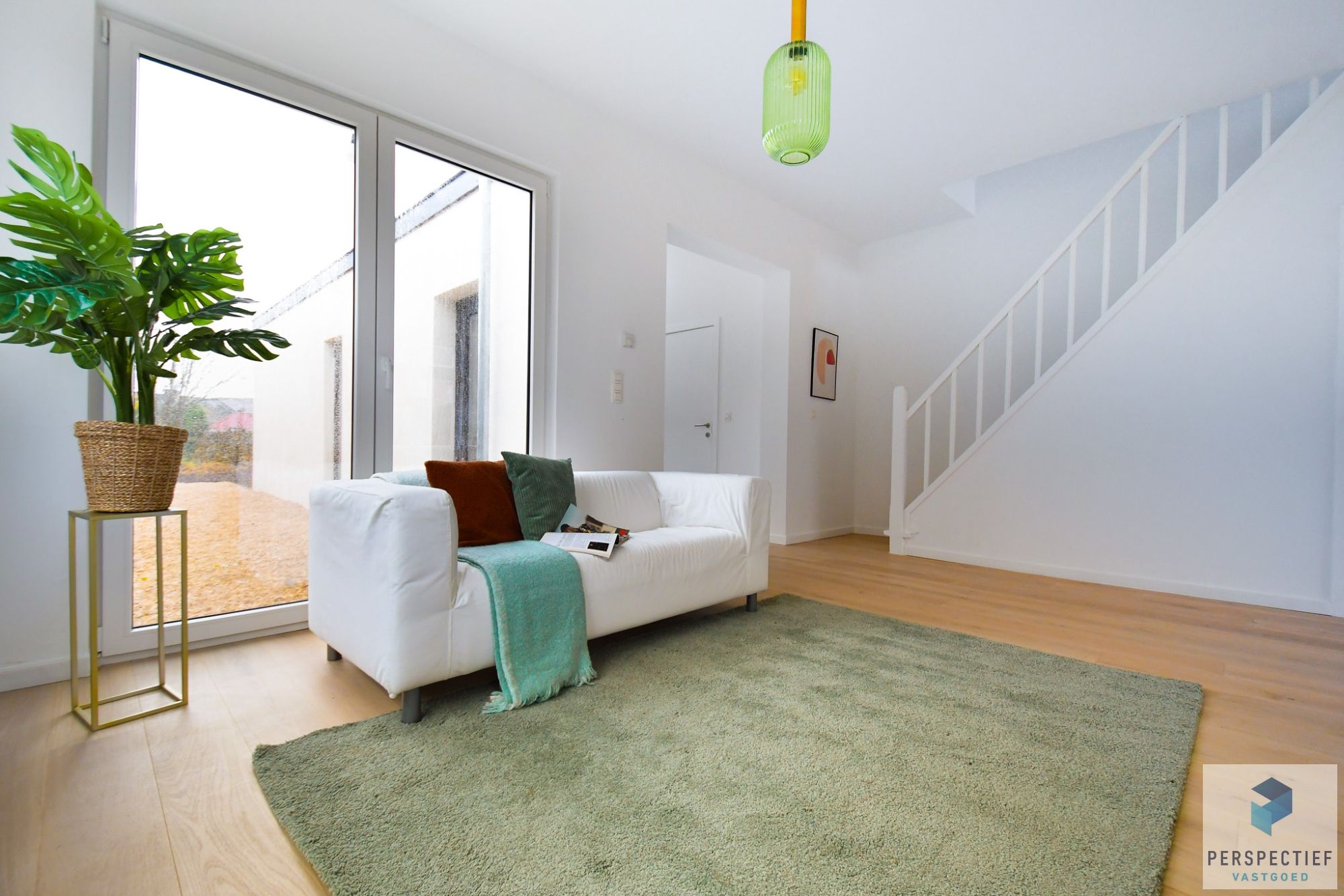 BEZOEKMOMENT ZATERDAG 20/12 VAN 9U TOT 10U30 | GERENOVEERDE, RUIME hedendaagse woning met GROTE tuin op TOPLOCATIE! foto 8