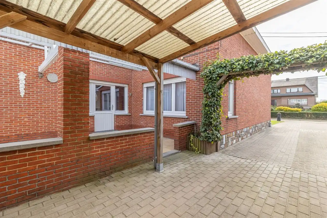 Rustig gelegen woning met 2 slpk en carport foto 29