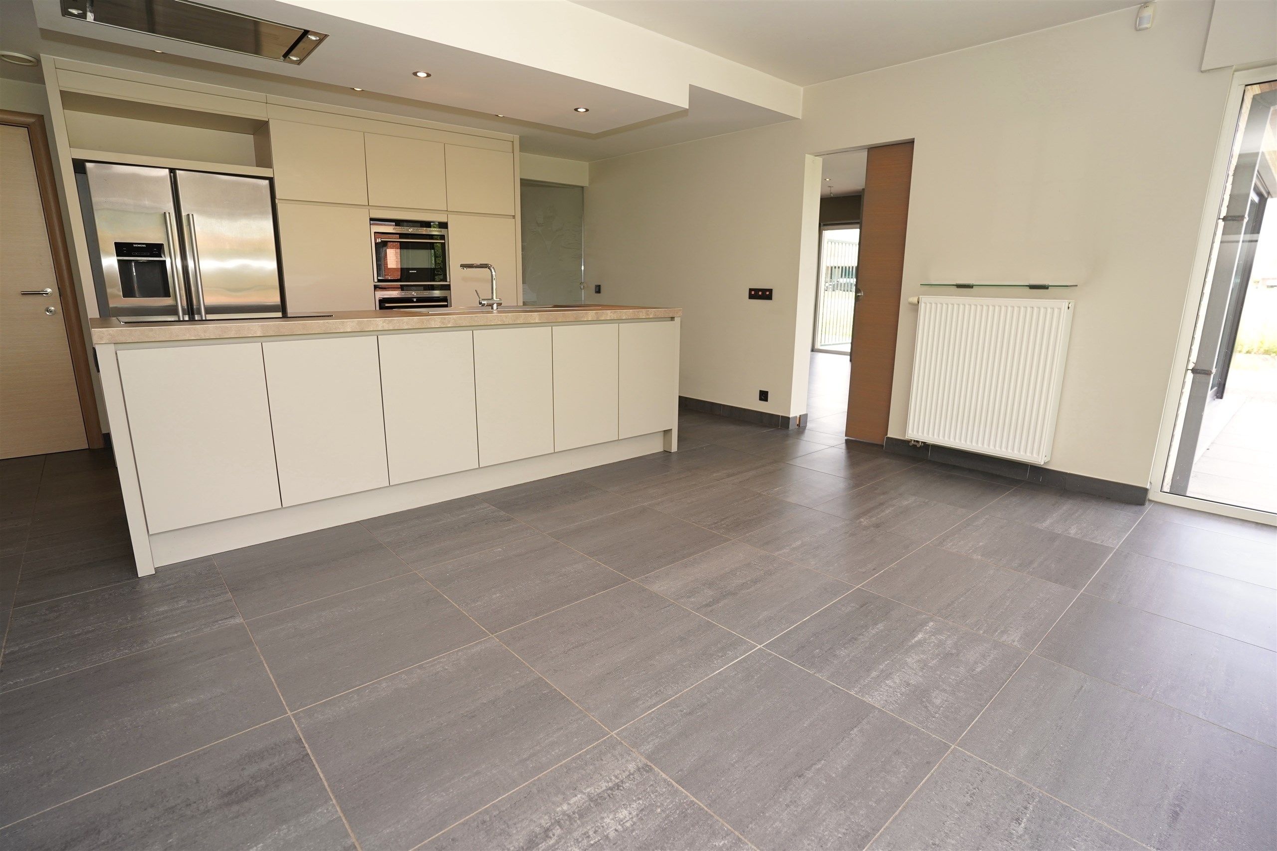 Bijzonder uime halfopen woning met Landelijke Rust op 954 m! foto 10