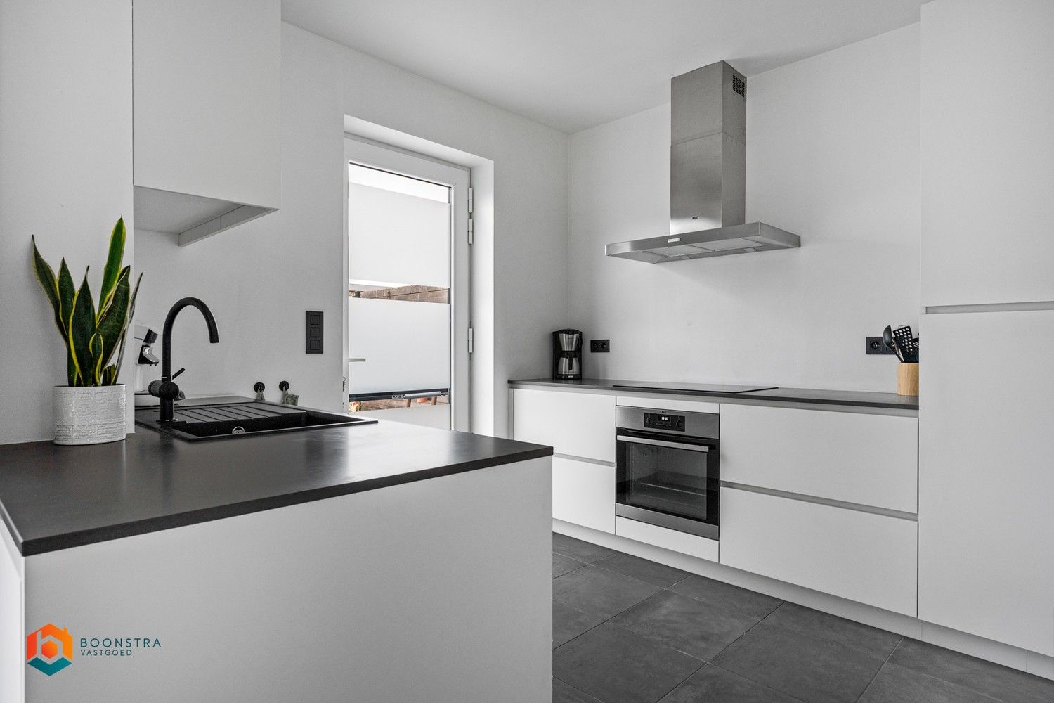 Recente, energiezuinige woning met 4 slpkrs te Willebroek foto 8