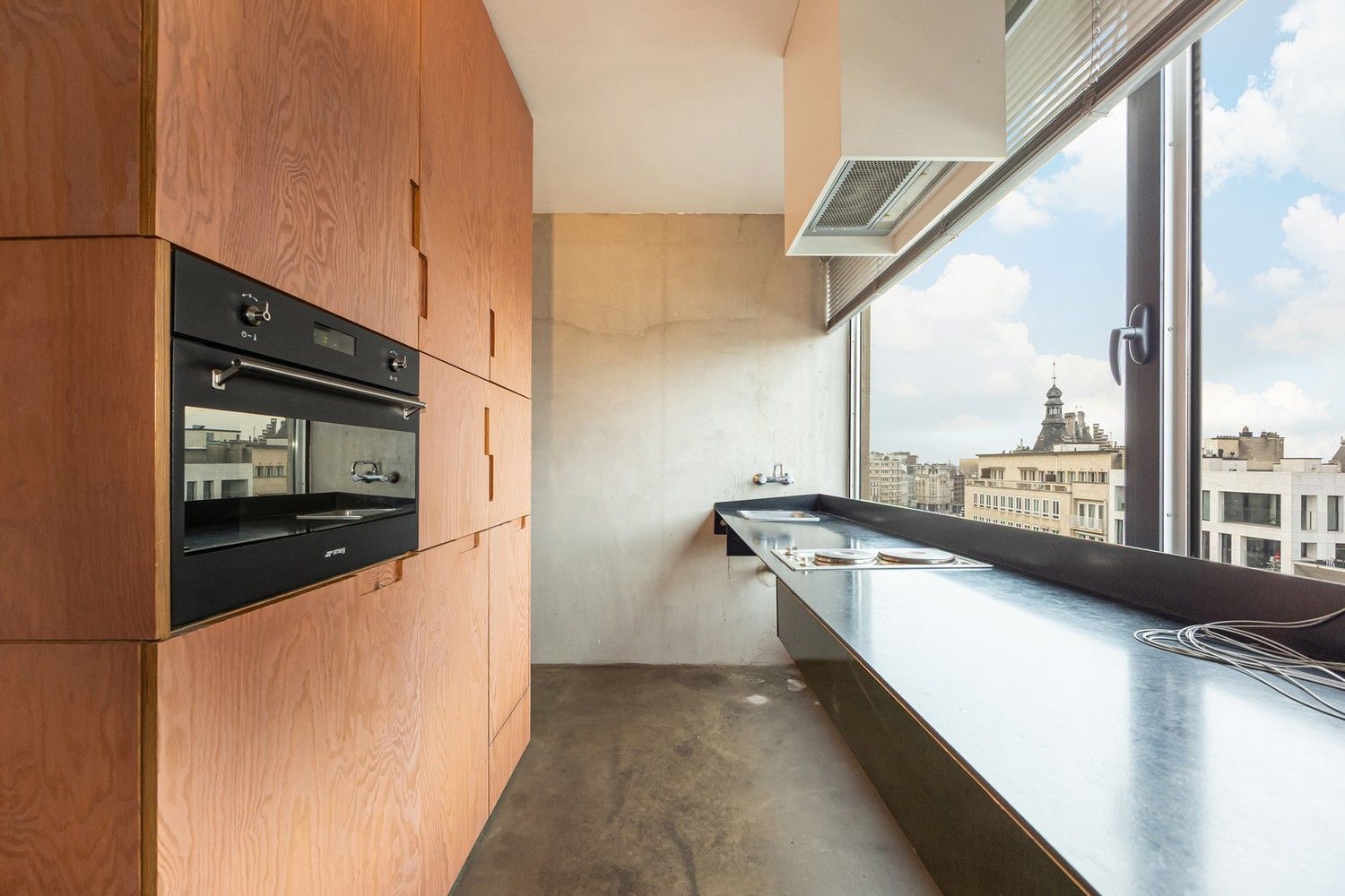 Stijlvolle studio met panoramisch zicht in hartje Antwerpen foto 2