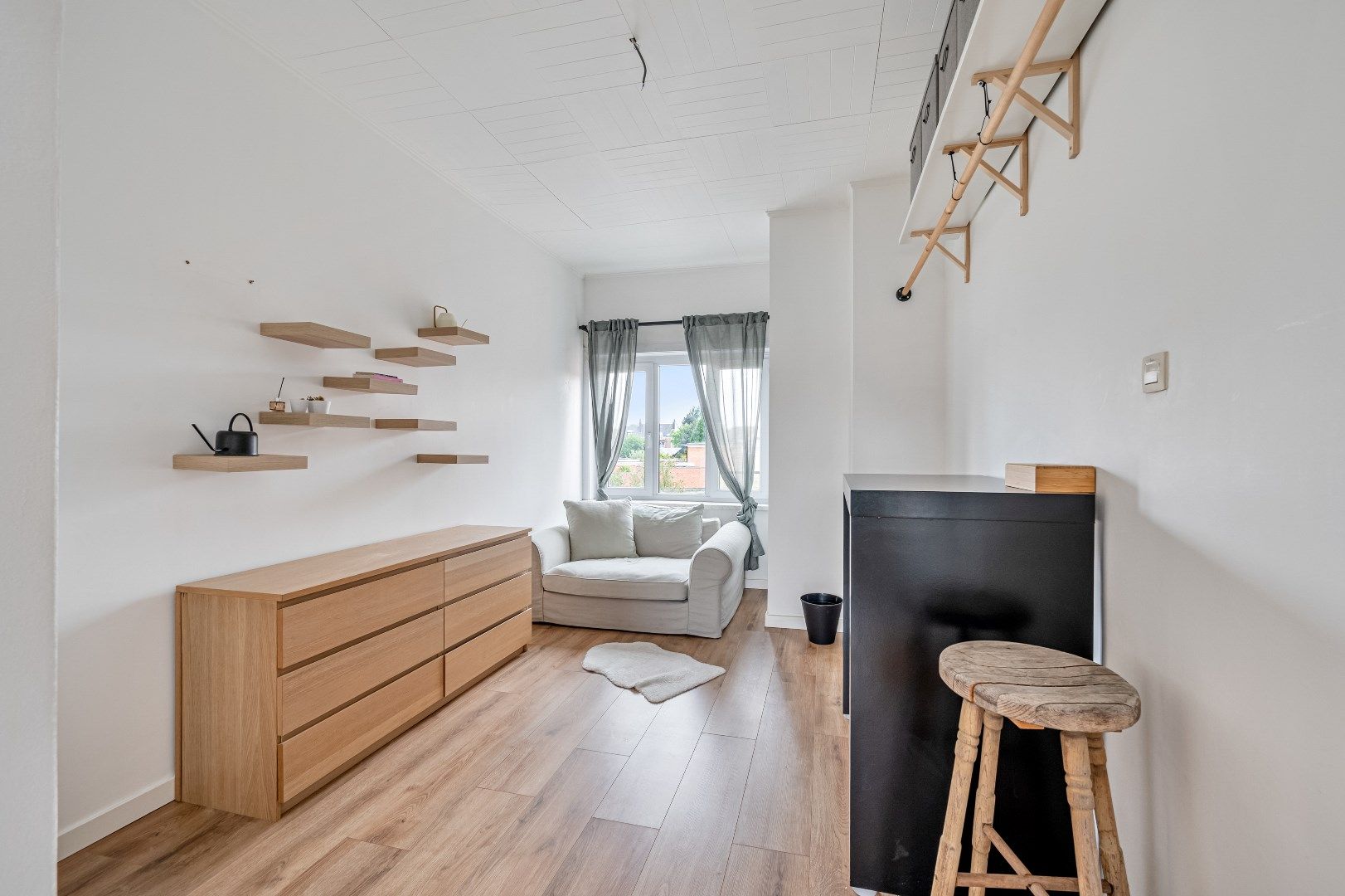 Instapklare woning te Sint-Amandsberg foto 18