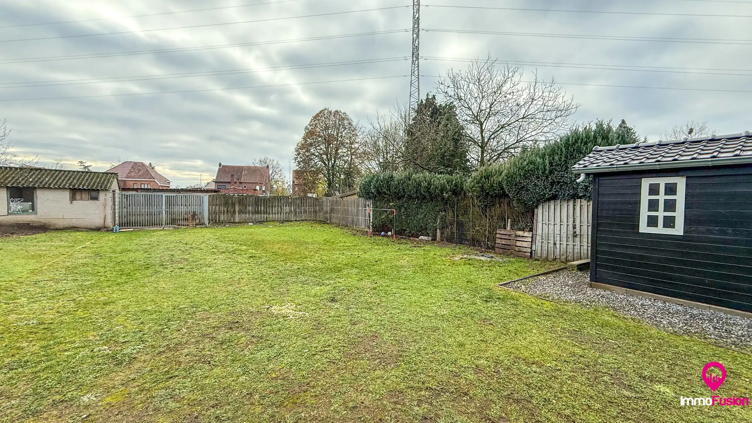 Zeer ruim wonen met 5 slpks en rustig gelegen! foto 35