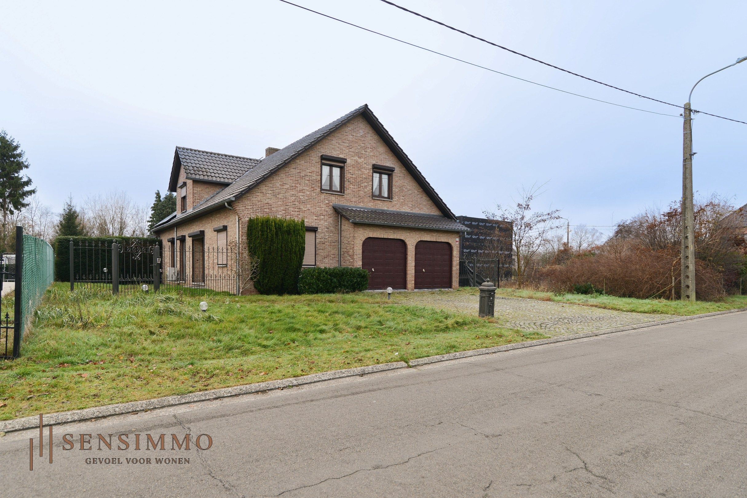 Ruime en energiezuinige woning met 4 slaapkamers op mooi perceel  foto 25