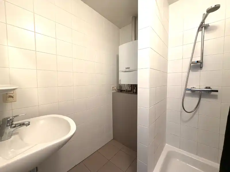 INSTAPKLAAR APPARTEMENT MET TWEE SLAAPKAMERS EN TERRAS foto 10