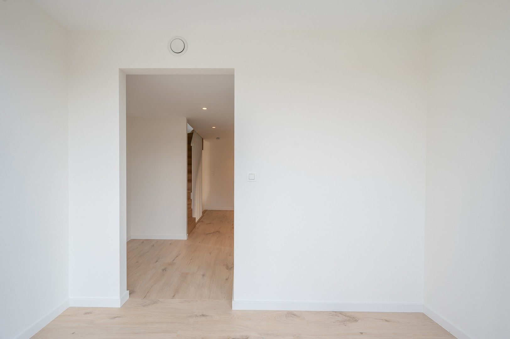 Prachtig gerenoveerde woning in een rustige omgeving nabij de Magere Schorre. foto 32