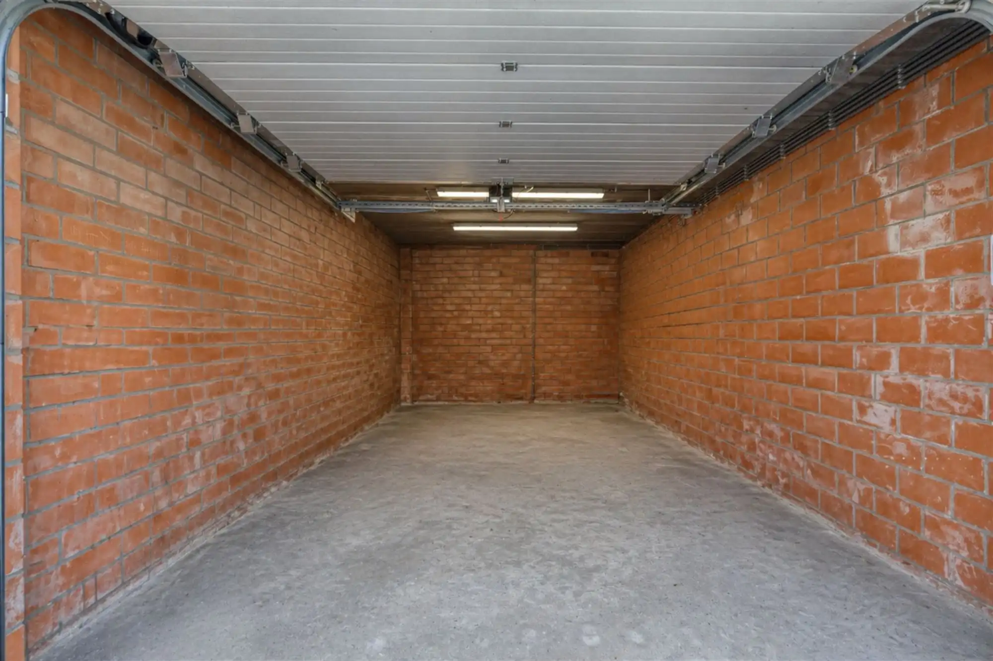 Gelijkvloers wonen met privacy en zonder syndicuskosten! foto 27
