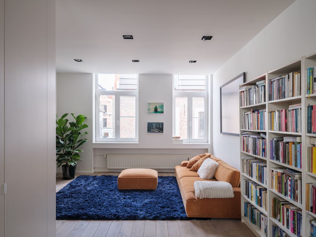 Centrum Gent - Een architecturale hoekwoning met een exeptionele ruimtelijkheid, twee slaapkamers en twee buitenruimtes. foto 4