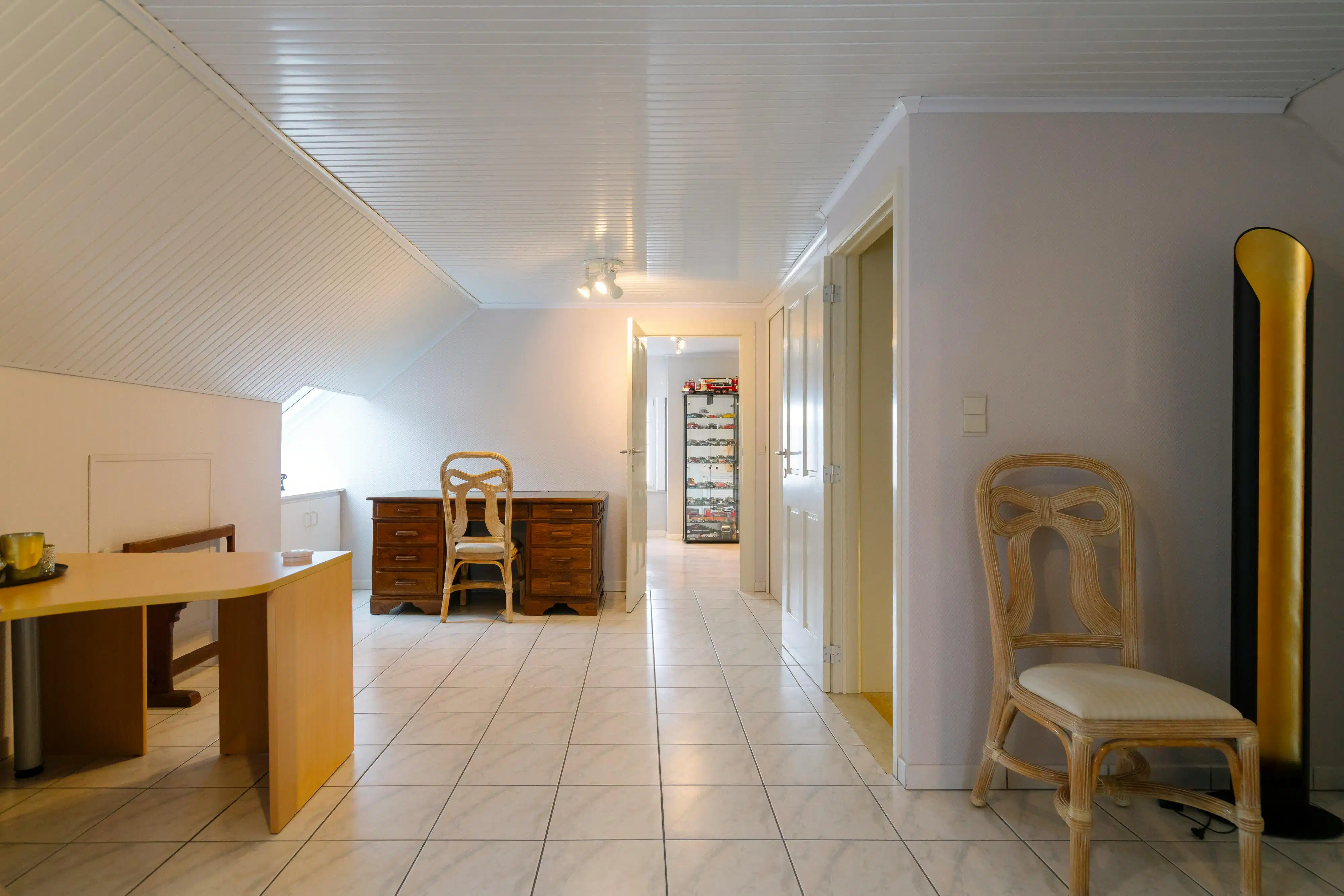 Exclusieve instapklare villa met ruime tuin in Oostduinkerke foto 27