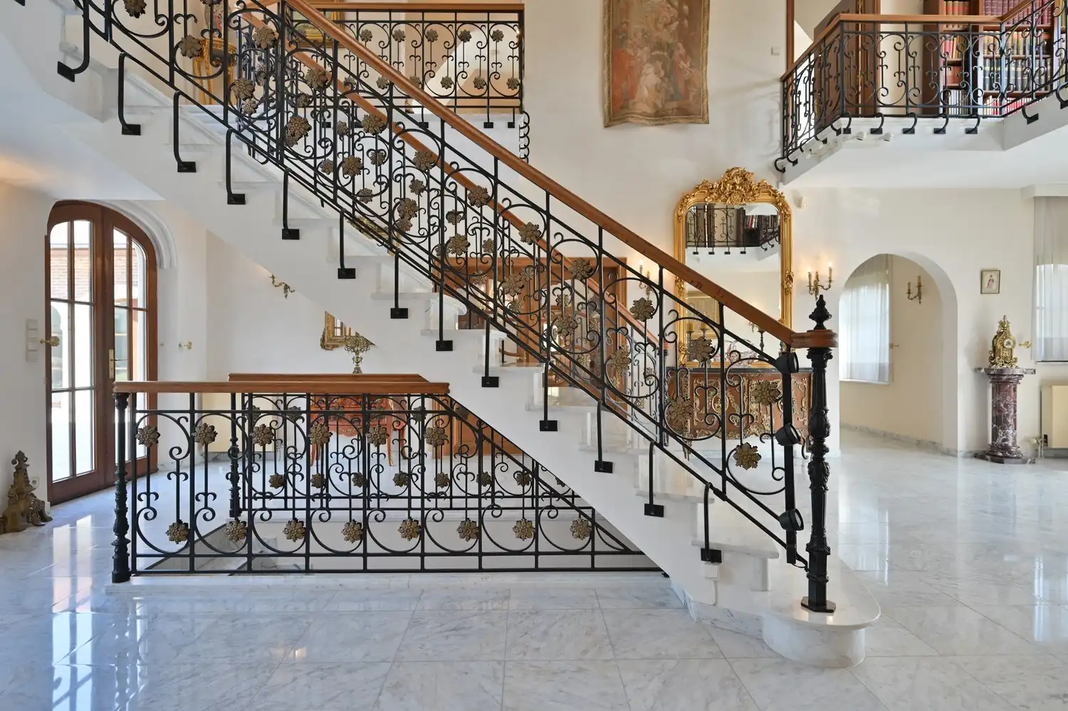 Magnifieke kasteelvilla met binnenzwembad, uniek gelegen in villawijk “Goudkust”, omringd door natuur, rust en optimale privacy foto 18