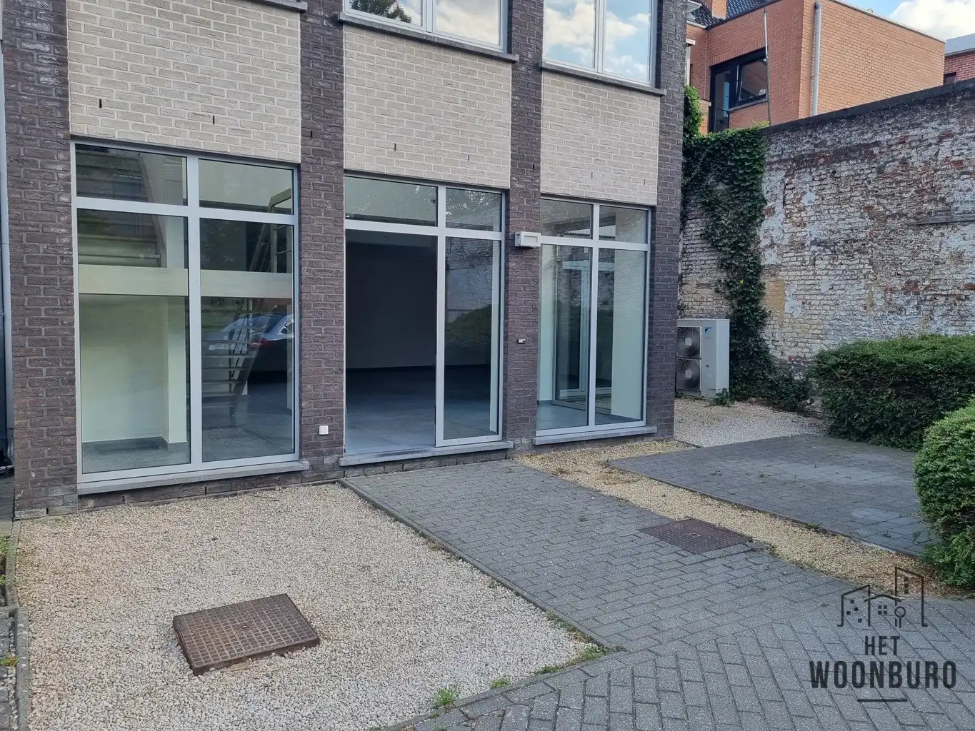 Ruime duplex met één slpk, bureau, tuin en 2 staanplaatsen foto 16