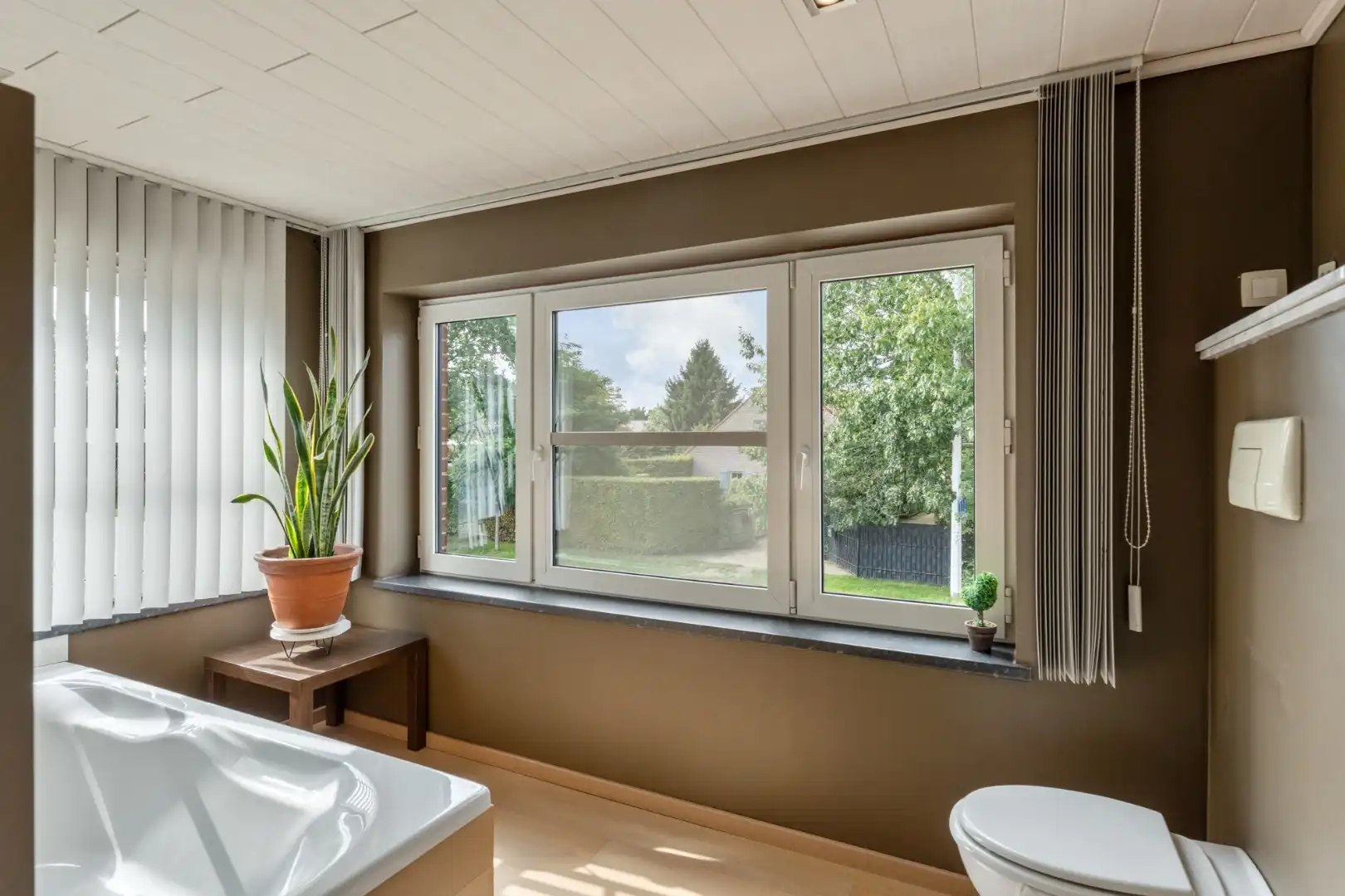 Centraal gelegen woning, 3 slpk, 181 m² bewoonbare oppervlakte, 3a 17ca foto 14