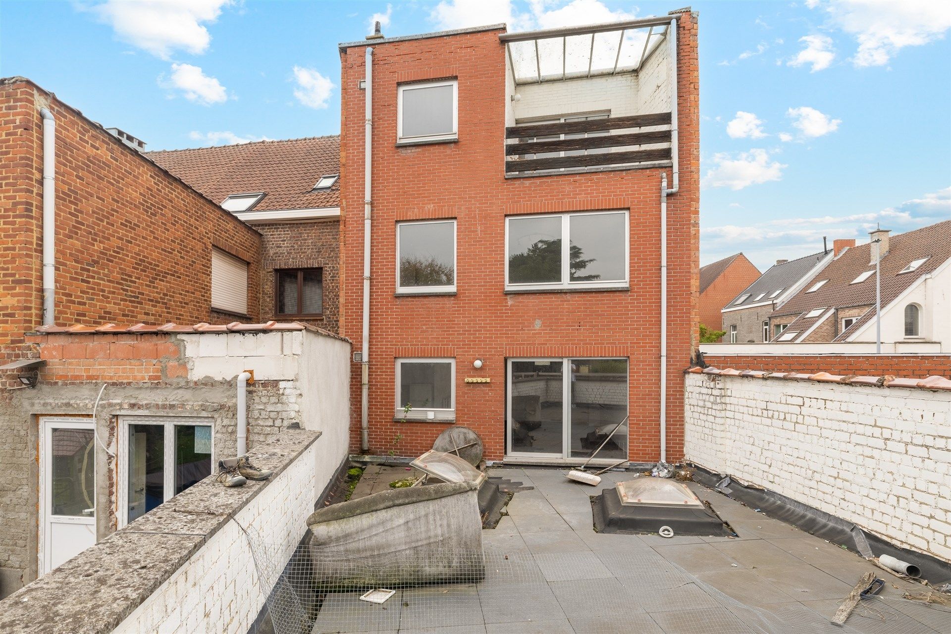 Opbrengsteigendom bestaande uit 2 appartementen + 2 gelijkvloerse autostaanplaatsen foto 12