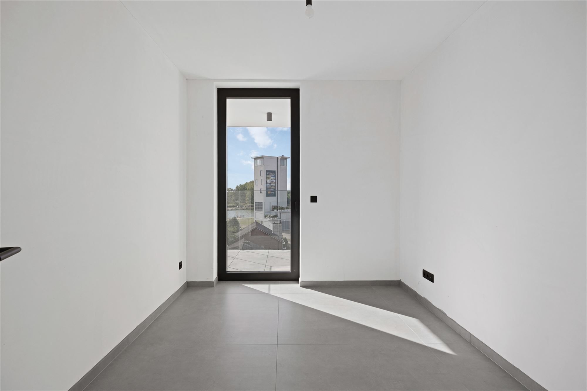 PENTHOUSE APPARTEMENT VAN 126M² MET FENOMENAAL UITZICHT, 2 SLAAPKAMERS EN TERRASSEN MET MOGELIJKHEID TOT AANKOOP 6% BTW! foto 21