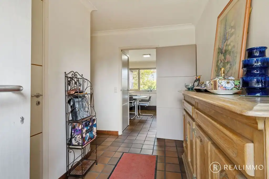 Ruime en instapklare woning met 4 slaapkamers foto 6
