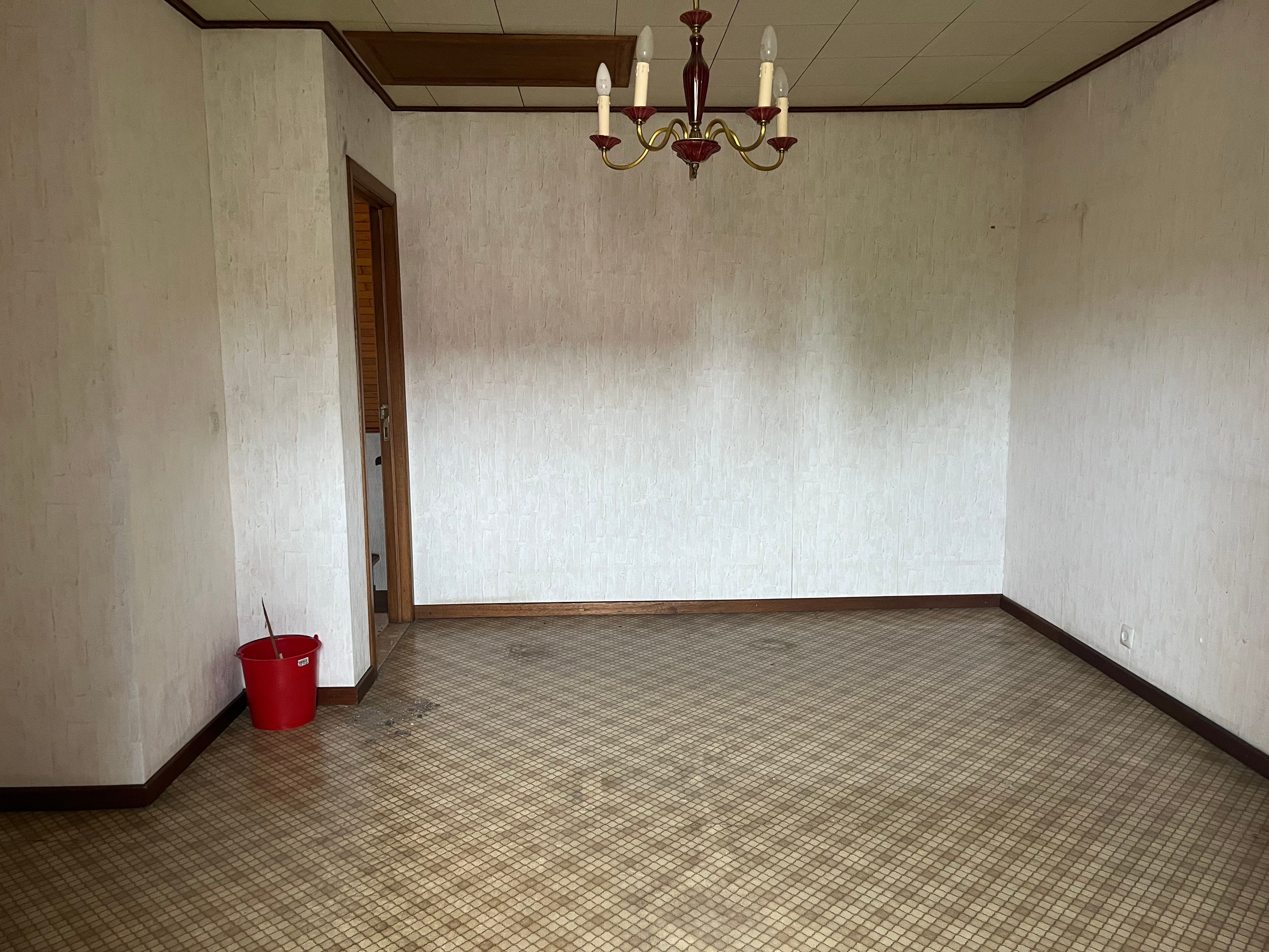 Te renoveren open bebouwing met karakter en ruime tuin. foto 10