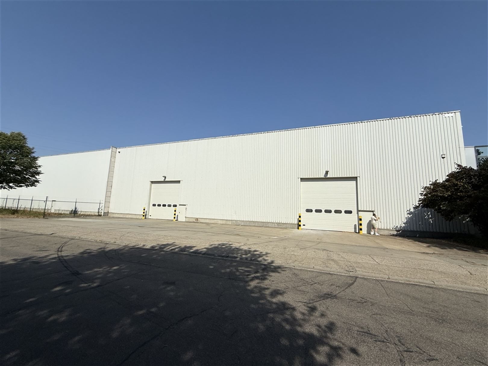 Goed gelezen magazijnen te Genk foto 9