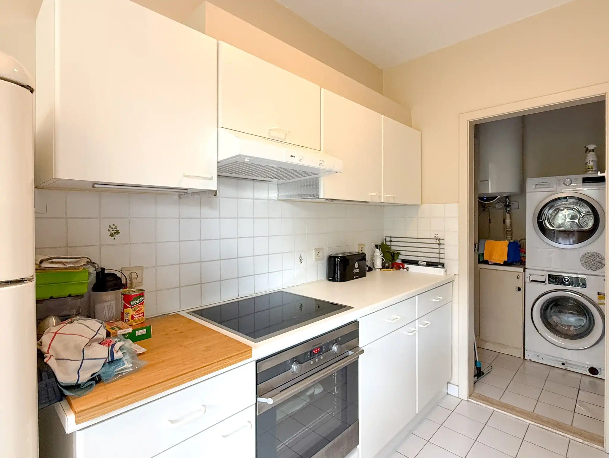 Appartement met twee slaapkamers, twee terrassen en garage in het hartje van Beveren foto 5