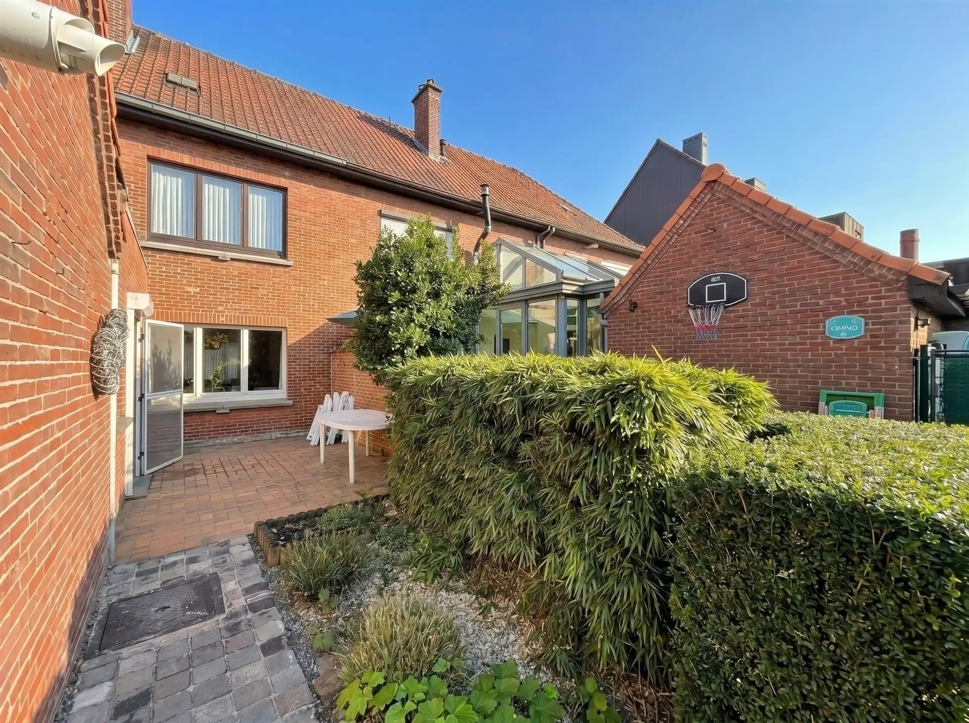Instapklare woning met halfopen karakter met tuin! foto 18
