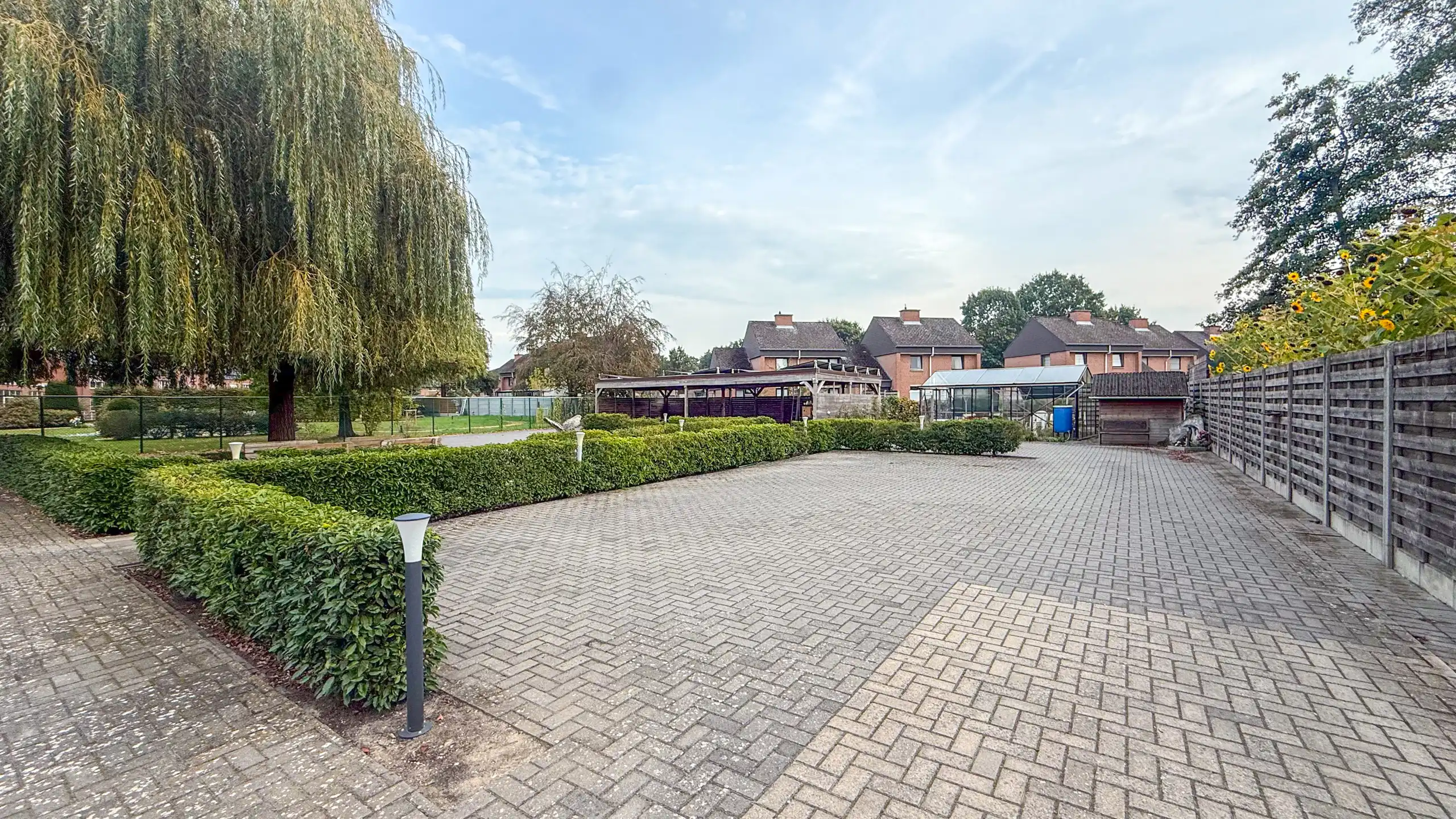 Veelzijdig investeringspand met 10 kamers, lift en kelder! foto 111