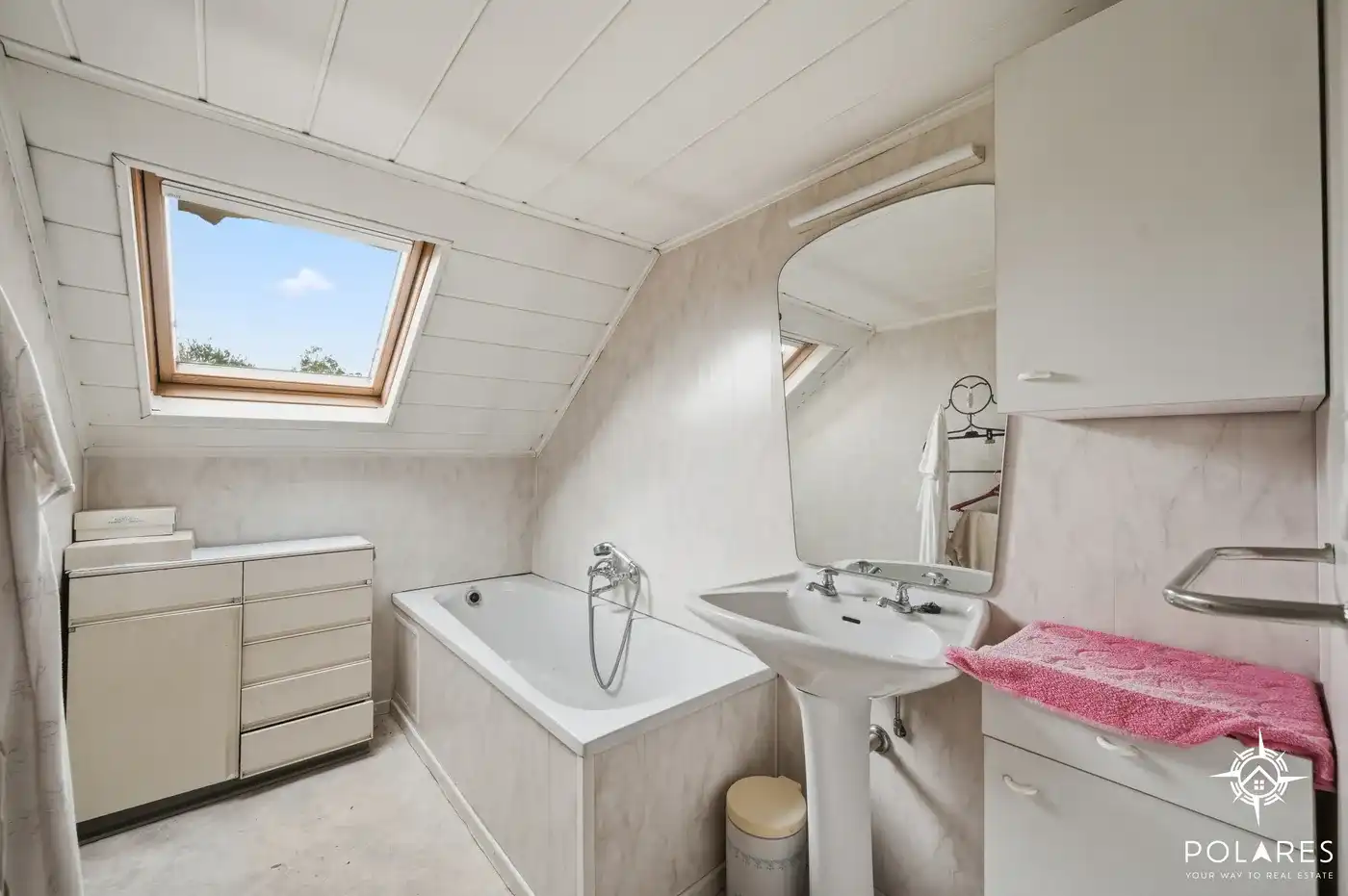 199 m² woonoppervlakte, magazijn van 138 m² en eindeloze mogelijkheden foto 15