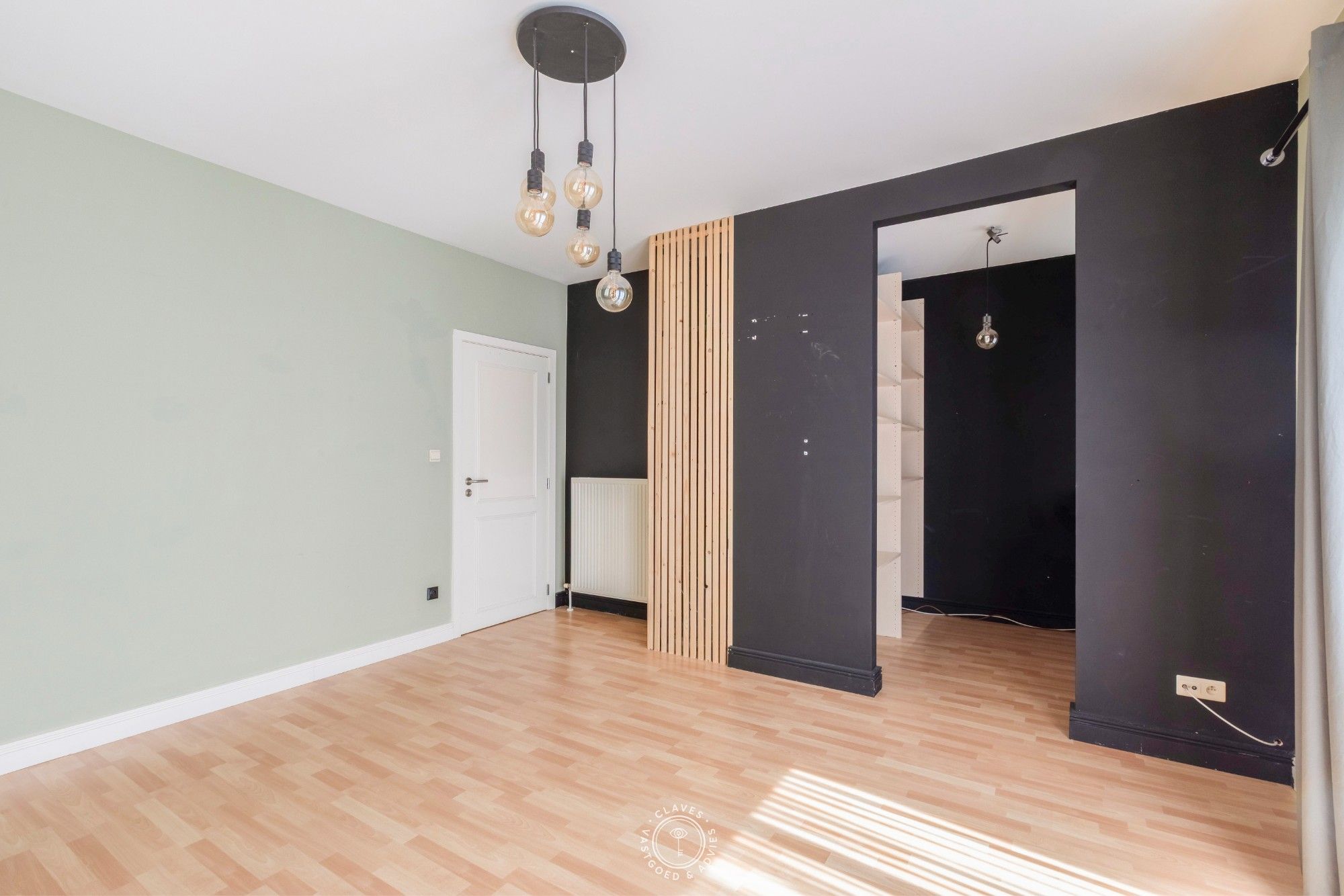 Gelijkvloers appartement met ruim terras en tuintje op een gesloten en groene residentie. foto 8