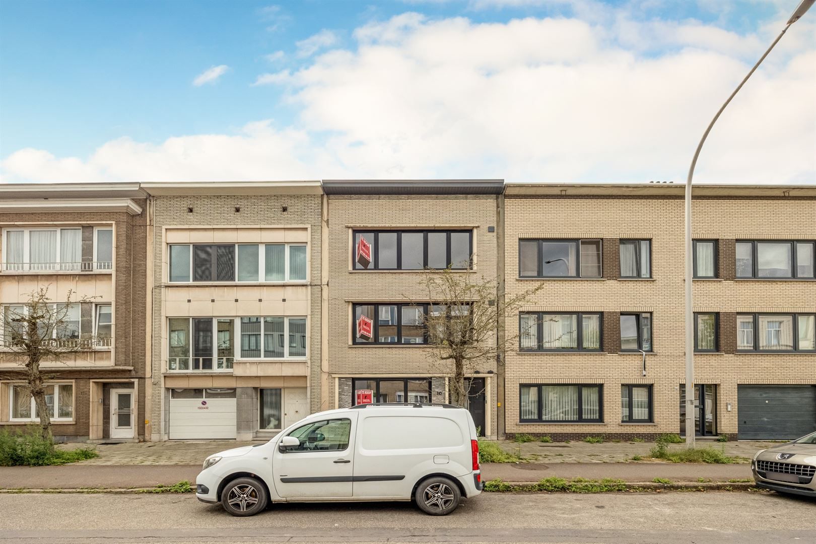 Gerenoveerd 2-slaapkamer appartement met terrasje foto 14