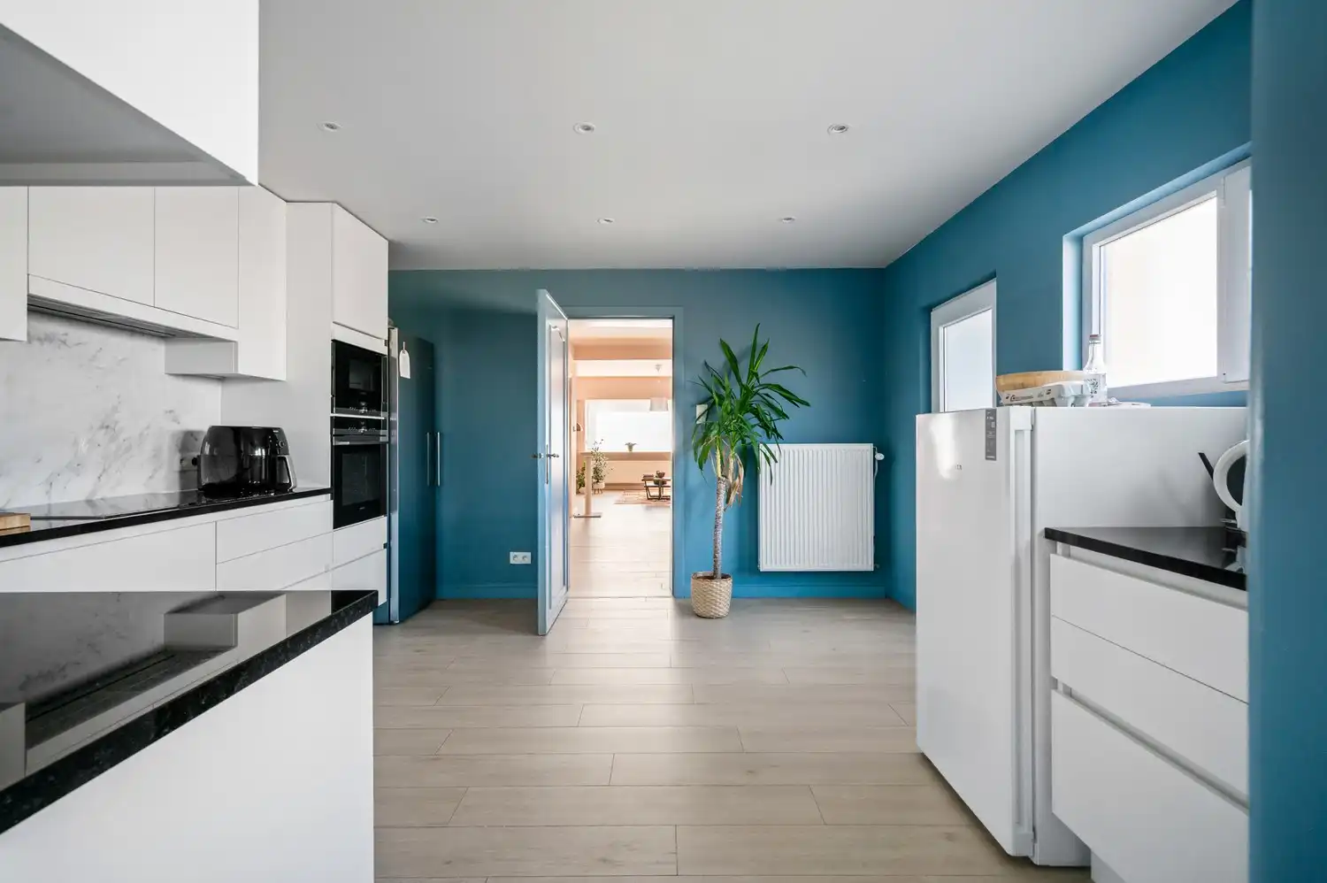 Energiezuinige gerenoveerde woning met 2 ruime slaapkamers en garage foto 7