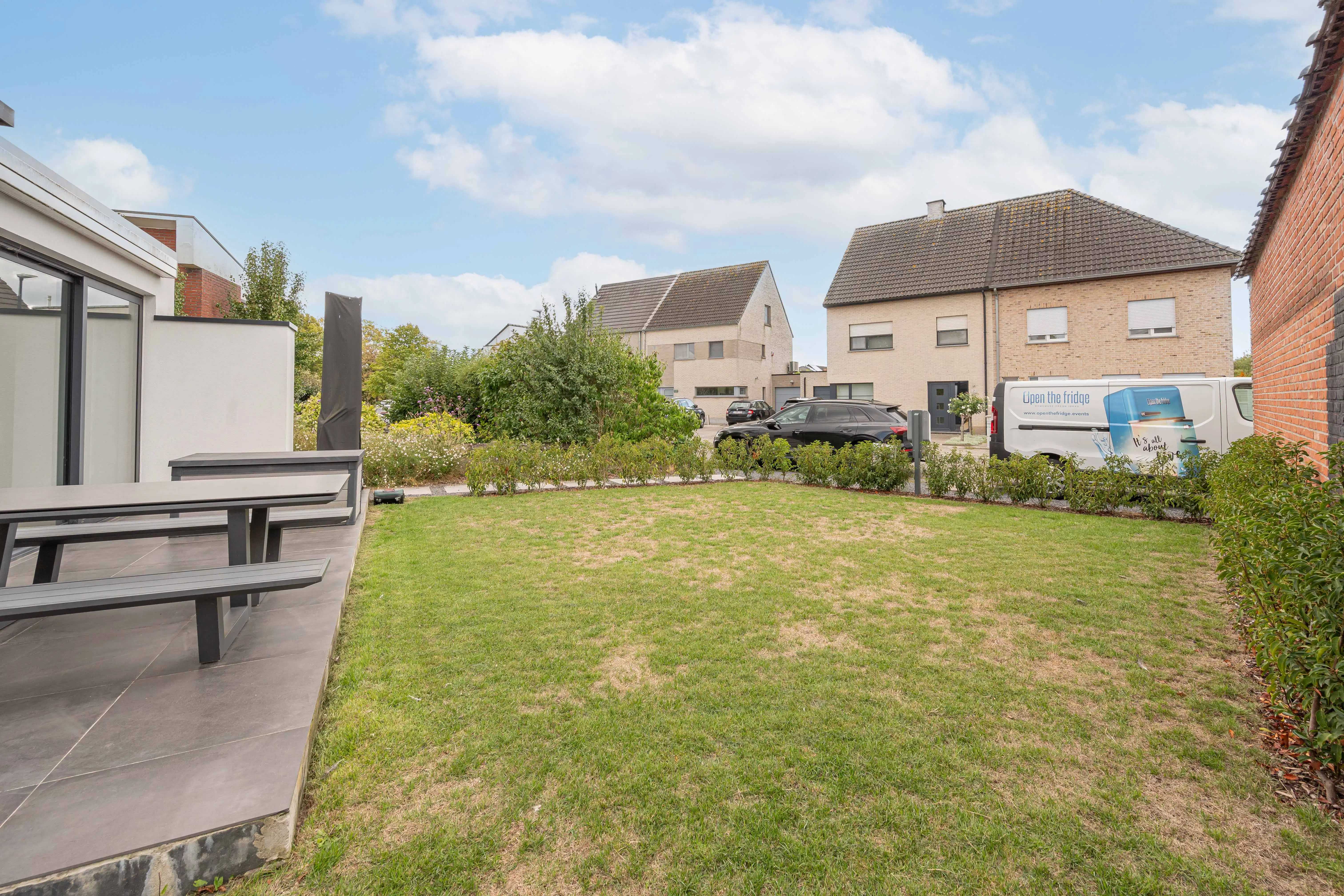 Knappe villa met kantoor, studio of praktijk mogelijkheden foto 31