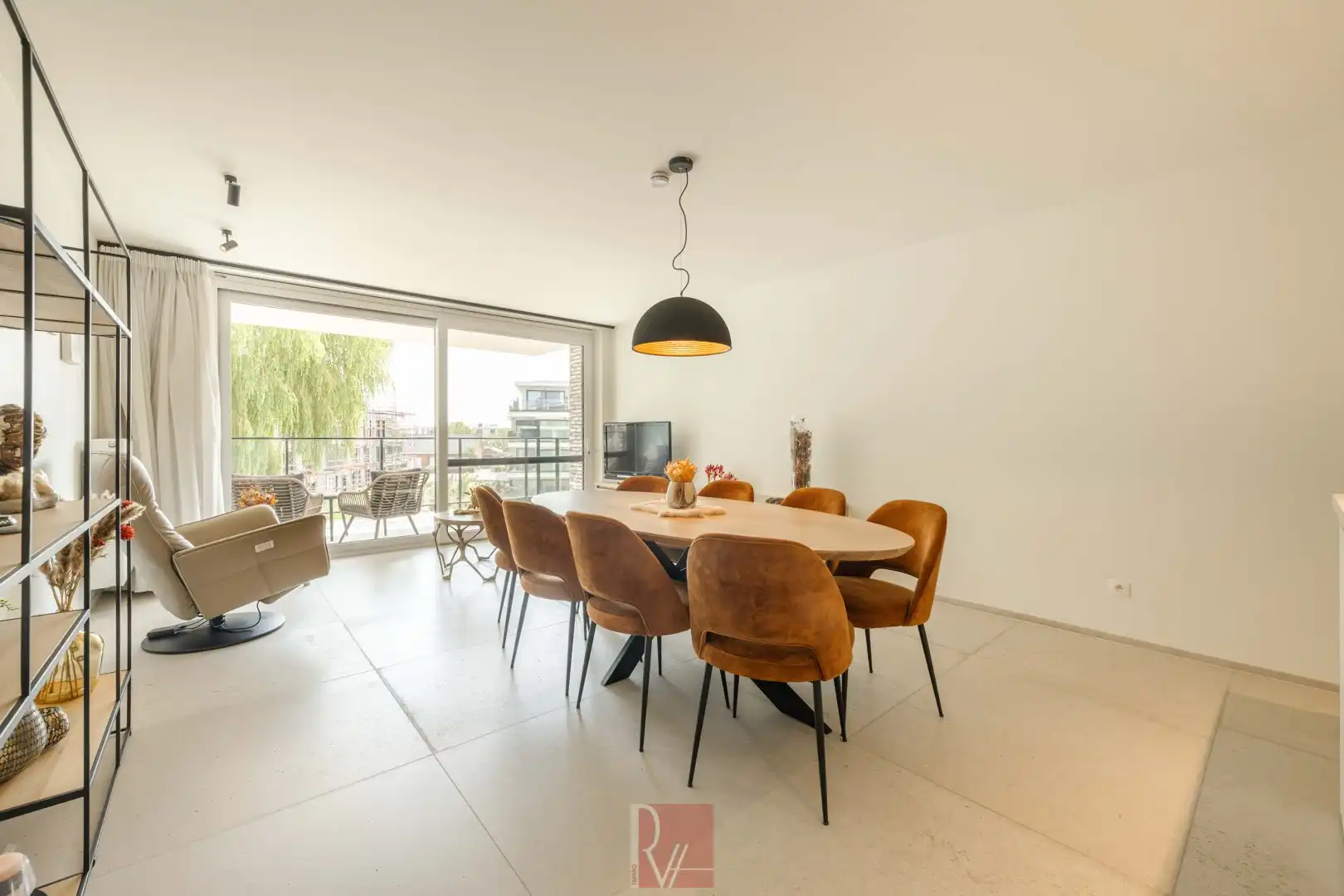 Appartement met garage foto 12