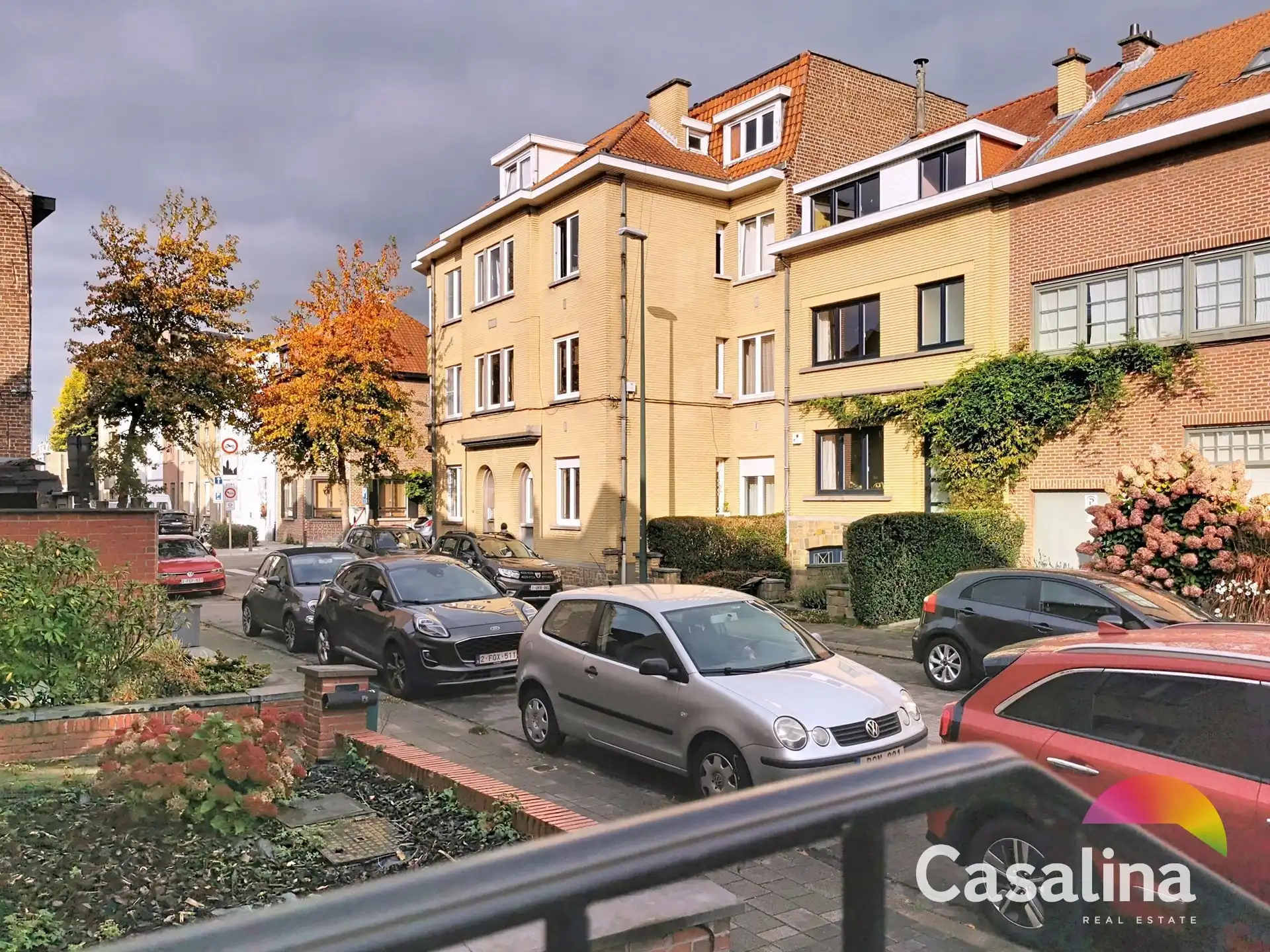 Modern gerenoveerd appartement op steenworp van Dumontplein. foto 11