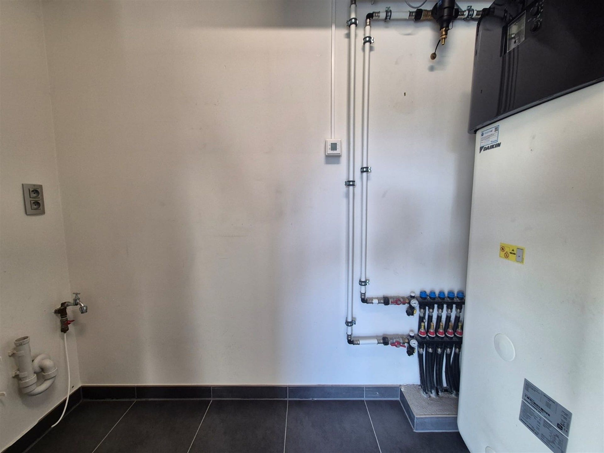 Rijkelijk uitgerust appartement met 2 slaapkamers en terras foto 20