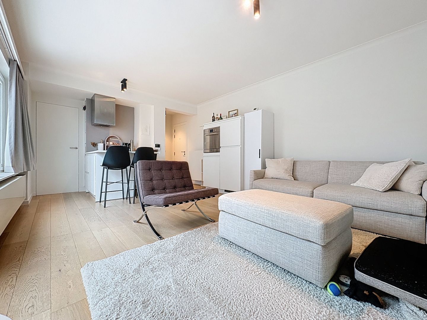 Goed gelegen appartement vlakbij de Zeedijk foto {{pictureIndex}}