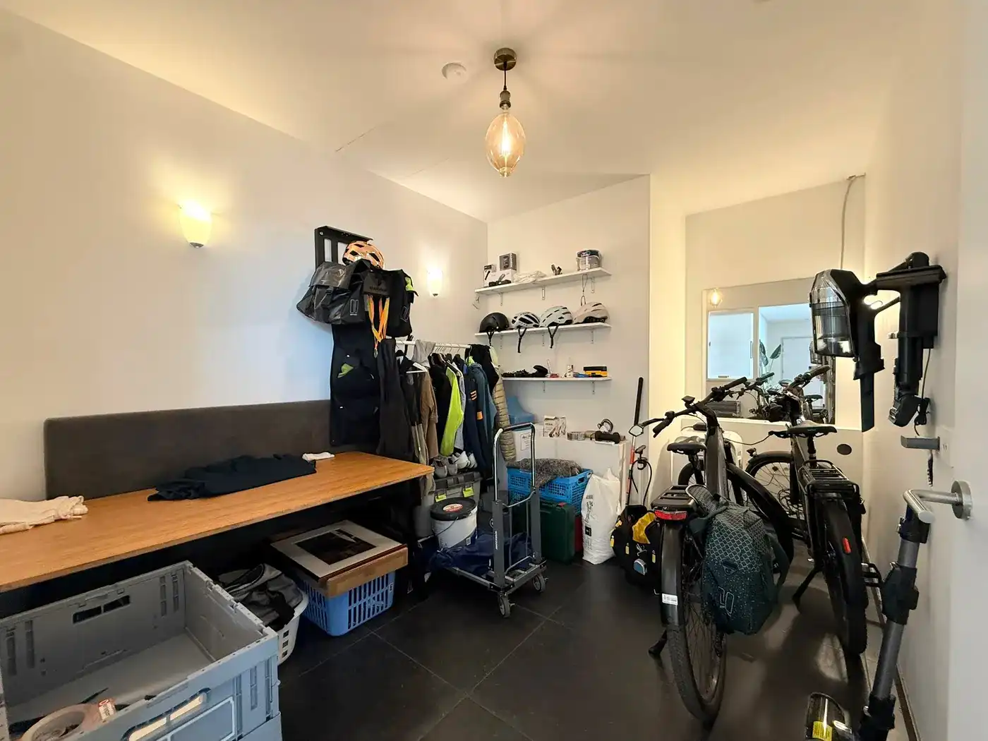 Ruime en moderne industriële loft met terras en ondergrondse parkeerplaats in Herent foto 23