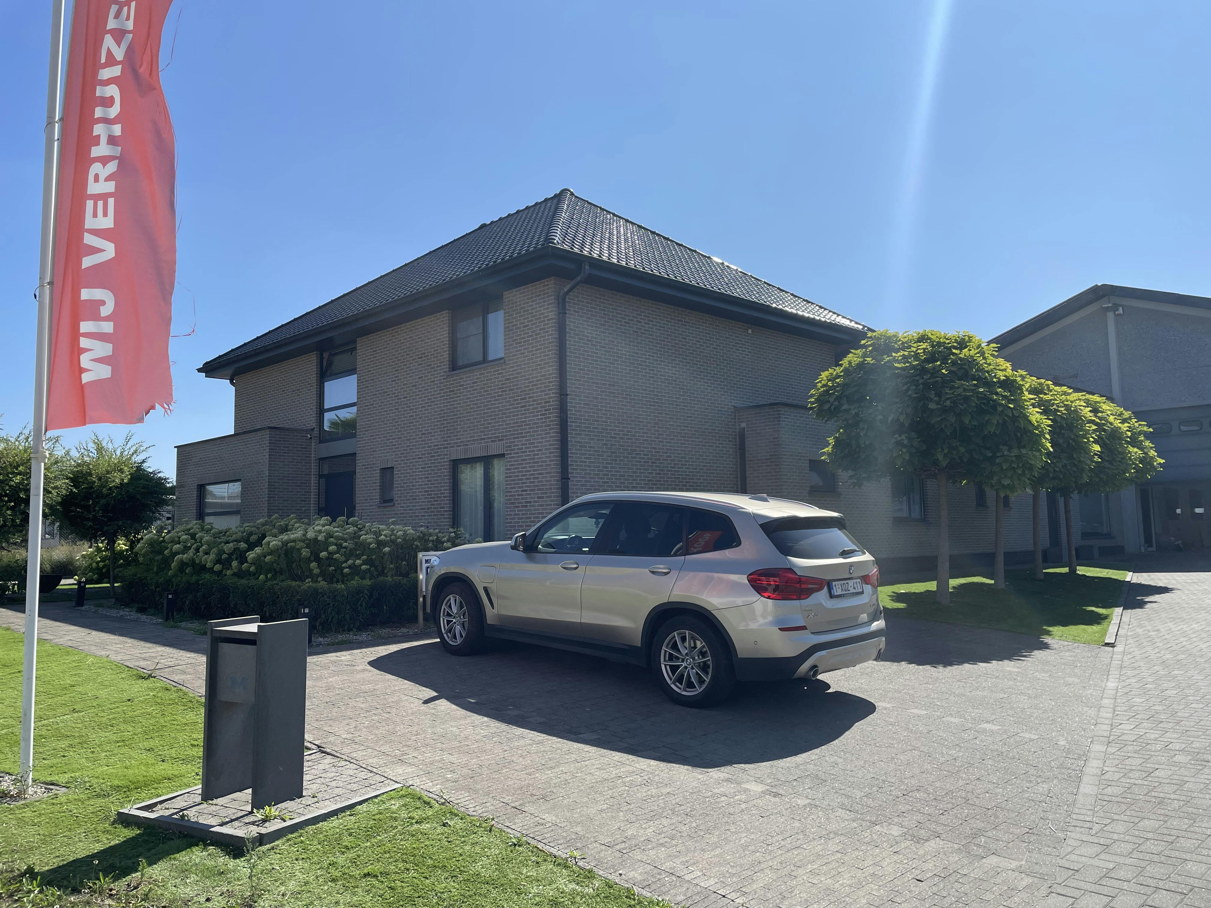 Luxe villa met exclusieve tuin en magazijn in KMO-zone foto 92