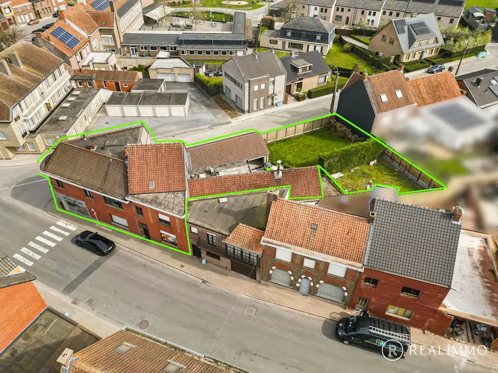 Veelzijdig handelspand met woonst op topligging in hartje Moen foto 24