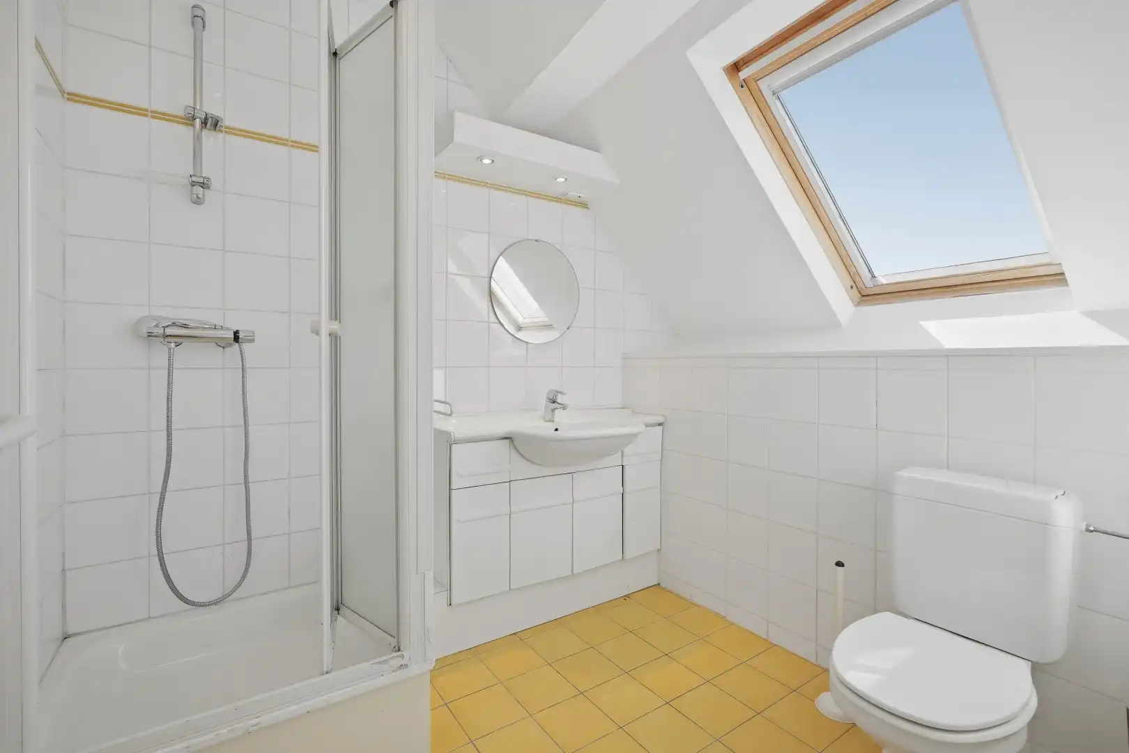 Multifunctionele woning met handelsruimte in hartje Veurne. foto 21