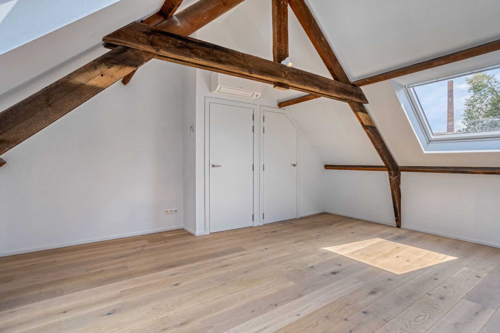 Gerenoveerde parel met 3 slaapkamers, dubbele garage op 540m² - EPC A! foto 21