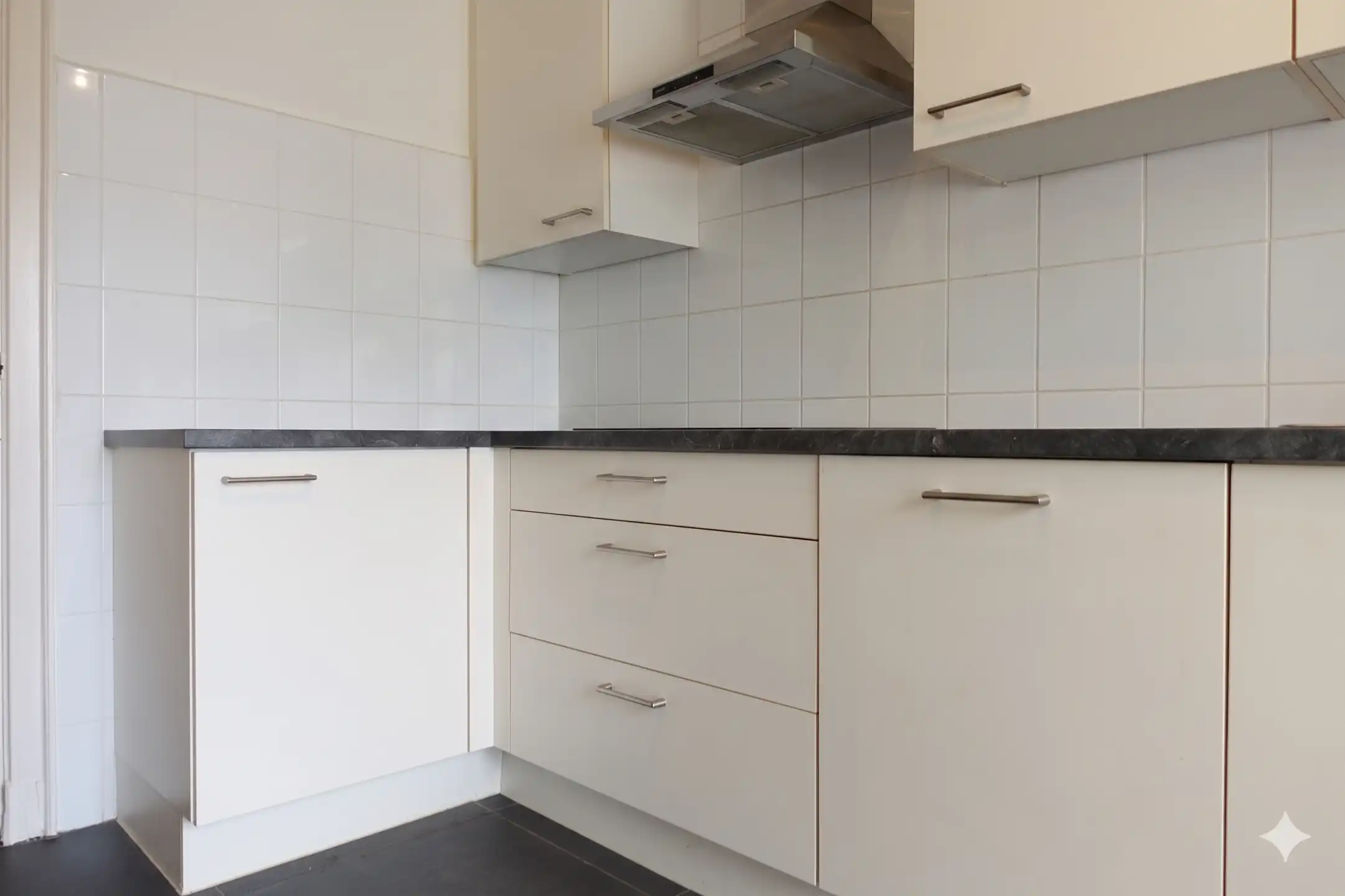 Modern 3-slp app met terras en staanplaats te Turnhout. foto 6