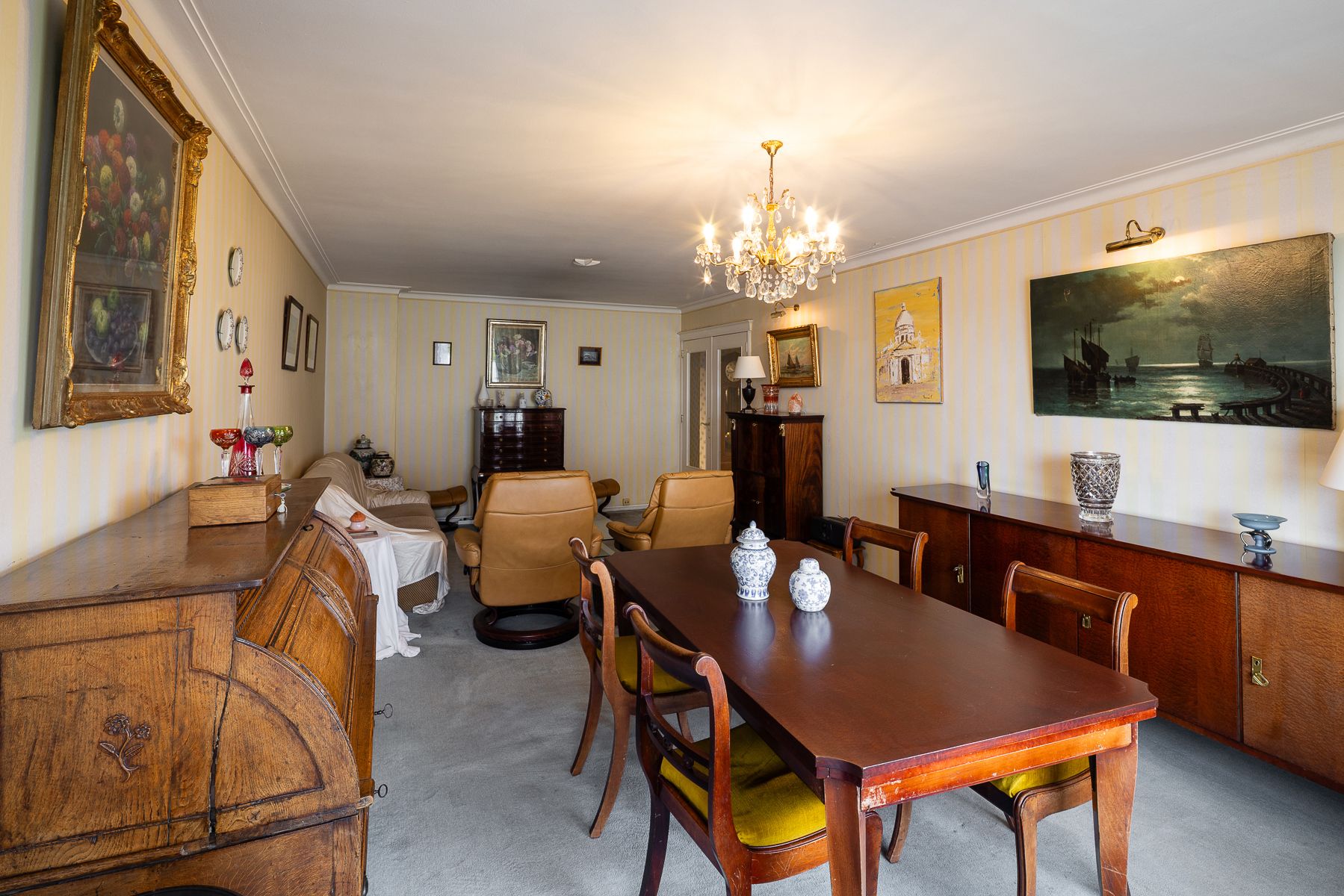 Ruim appartement met drie slaapkamers  foto 4