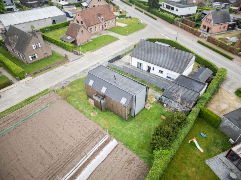 Af te werken woning in doodlopende zijstraat . foto 17